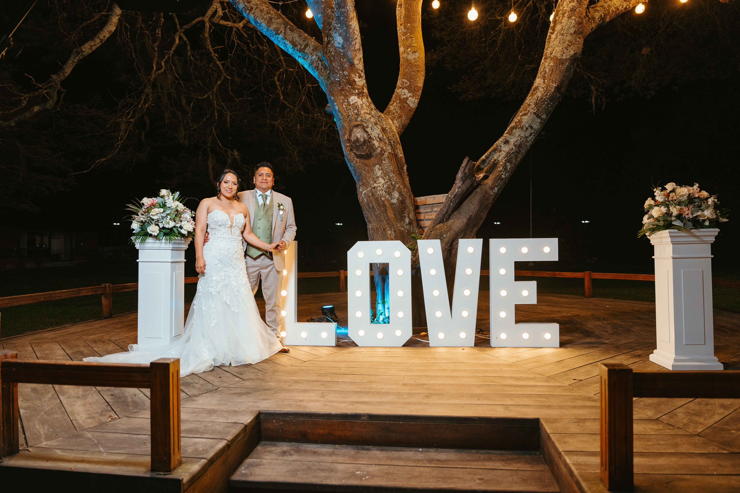 Karol y Jairon. Fotógrafo de bodas en Loja Ecuador | Piero Alvarez PH