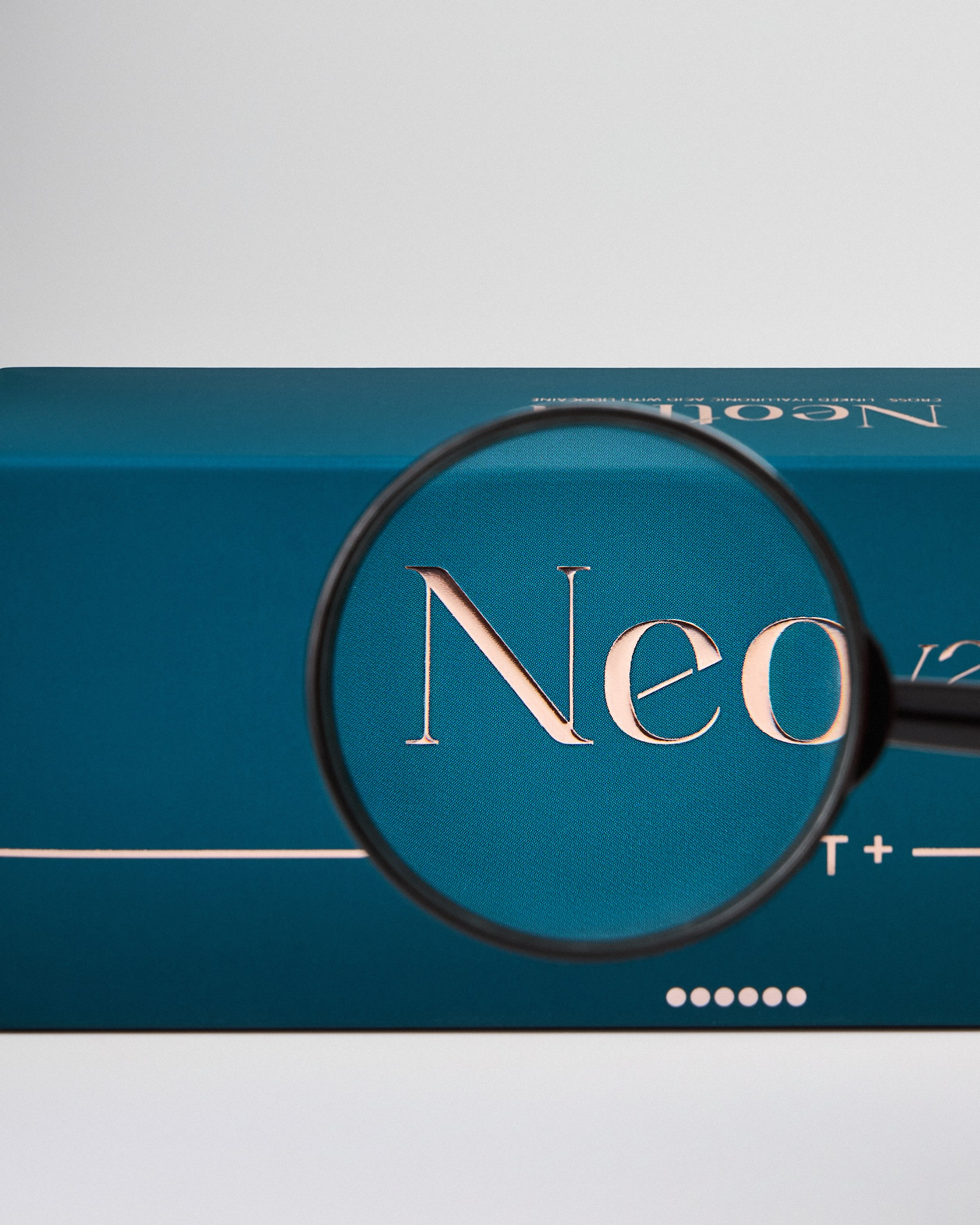 Dr.Adams Aestetic. Алина Ефимова — ретушёр (beaty, fashion, product)