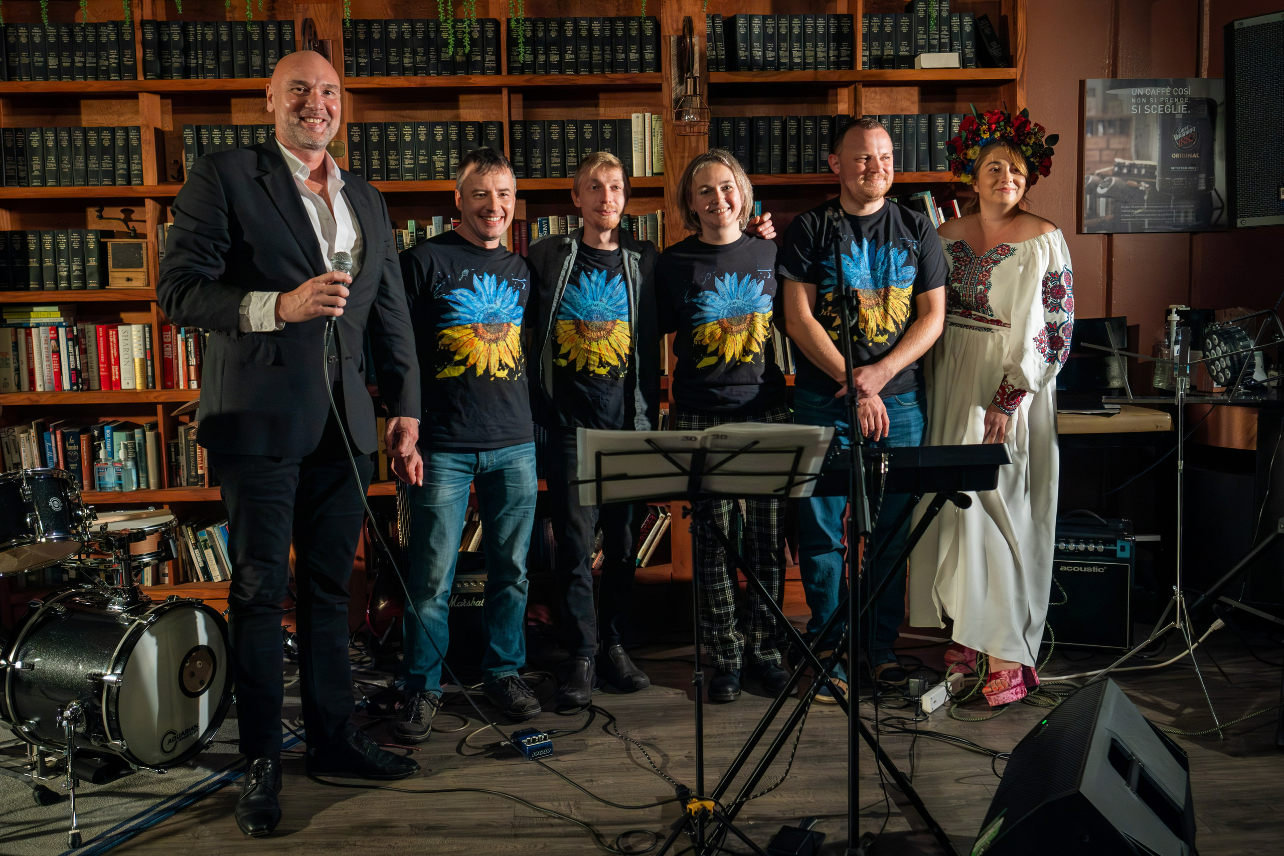 РОЖДЕСТВО / ЖЕНЯ БЕРКОВИЧ. Reportage concert portrait photography in the San Francisco Bay Area