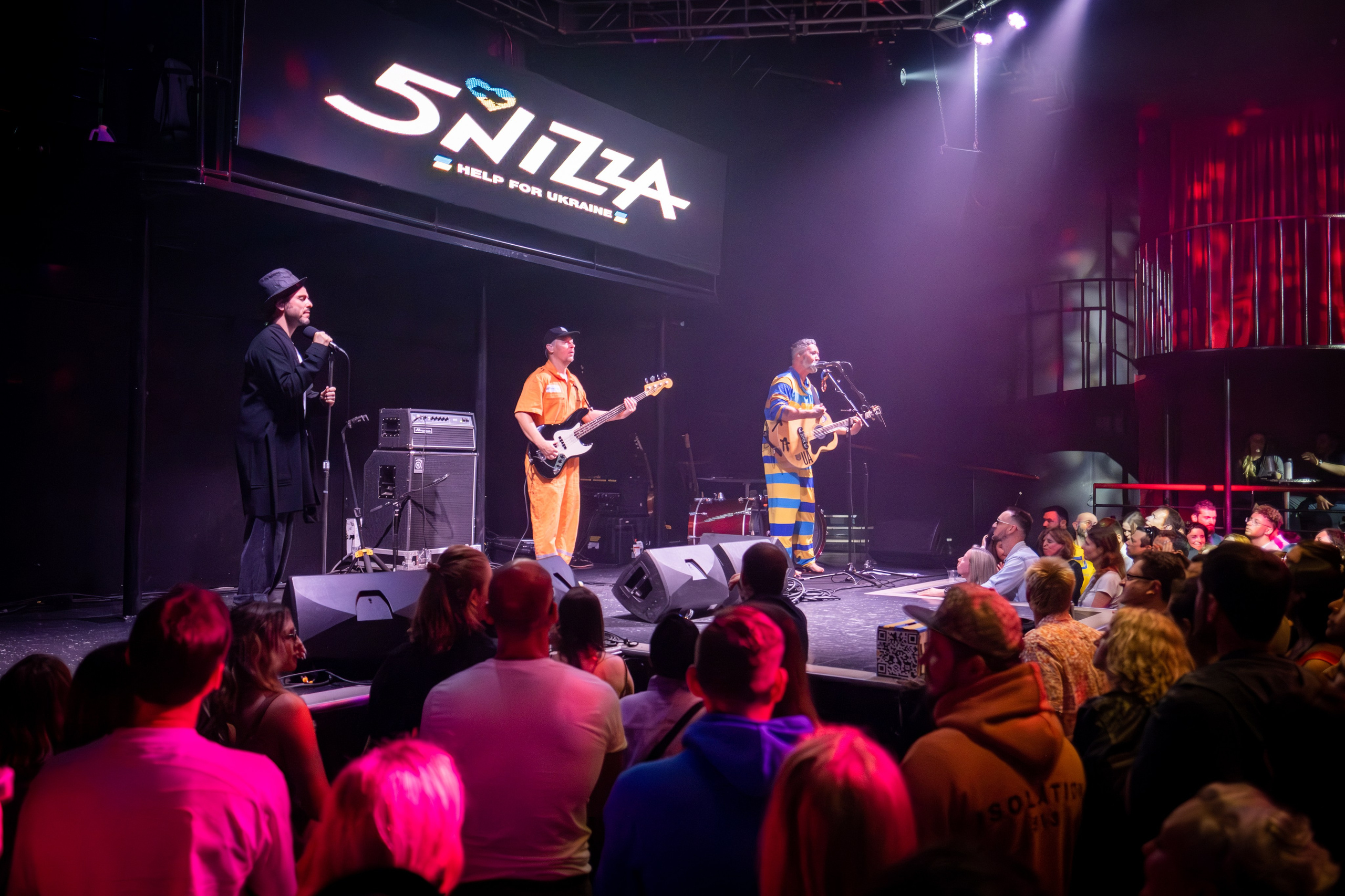 5NIZZA / 2023. Reportage concert portrait photography in the San Francisco Bay Area