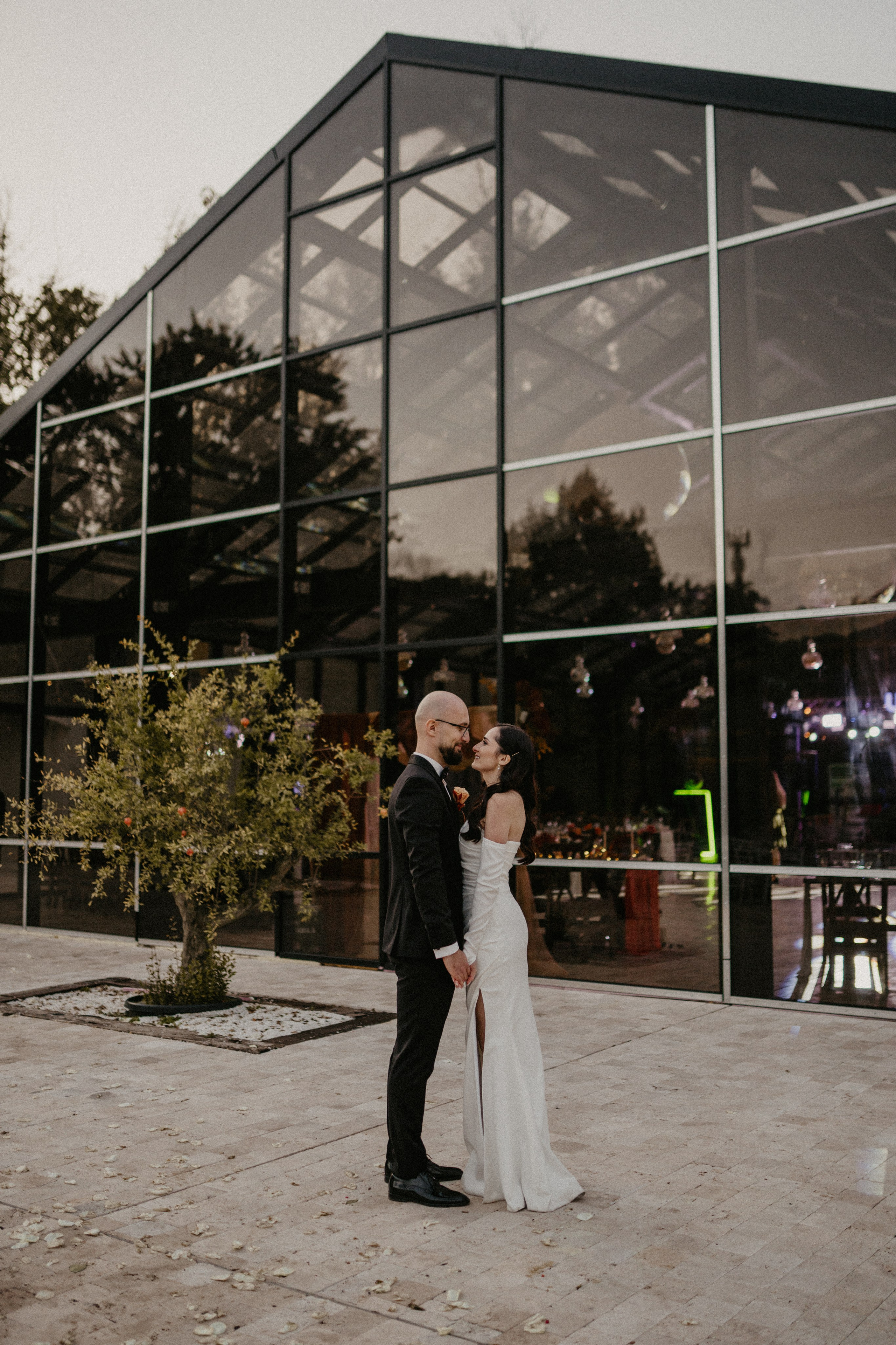 Lavinia & Gabriel. Gabrielacojocariu.com