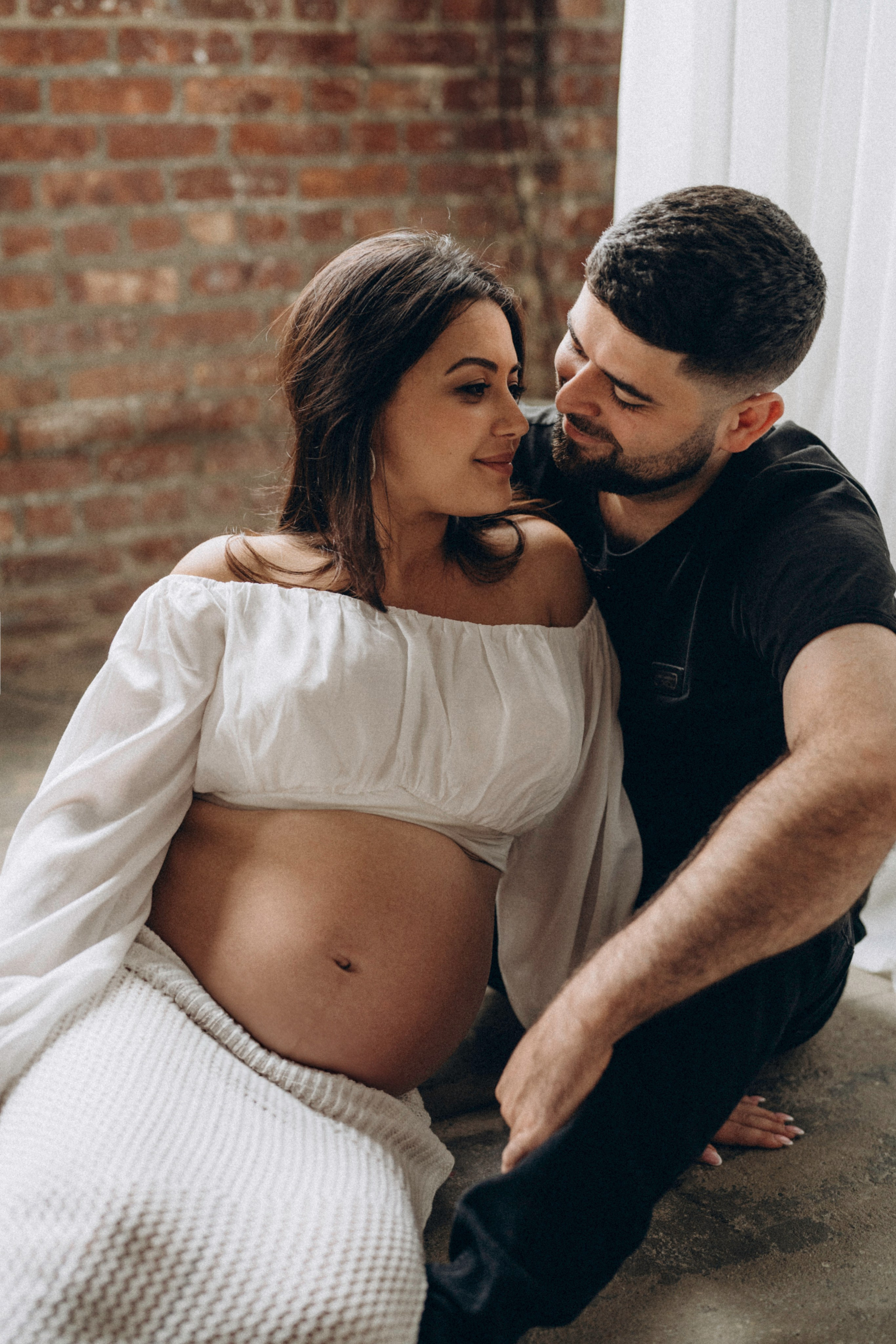 D + S. Modern maternity photographer in Long Island New York