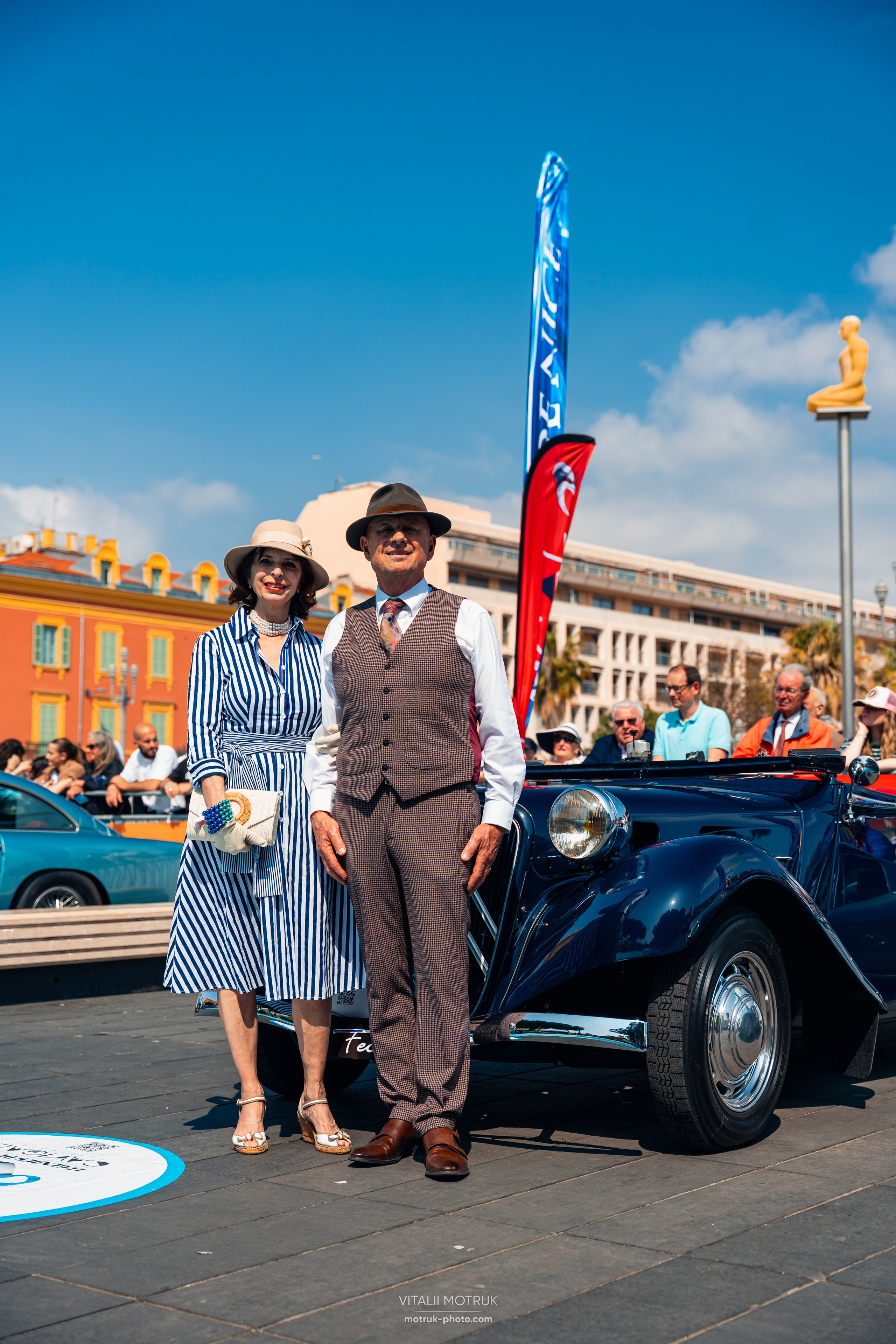 Legends de Nice. Photographe de voitures à Paris — Vitalii Motruk