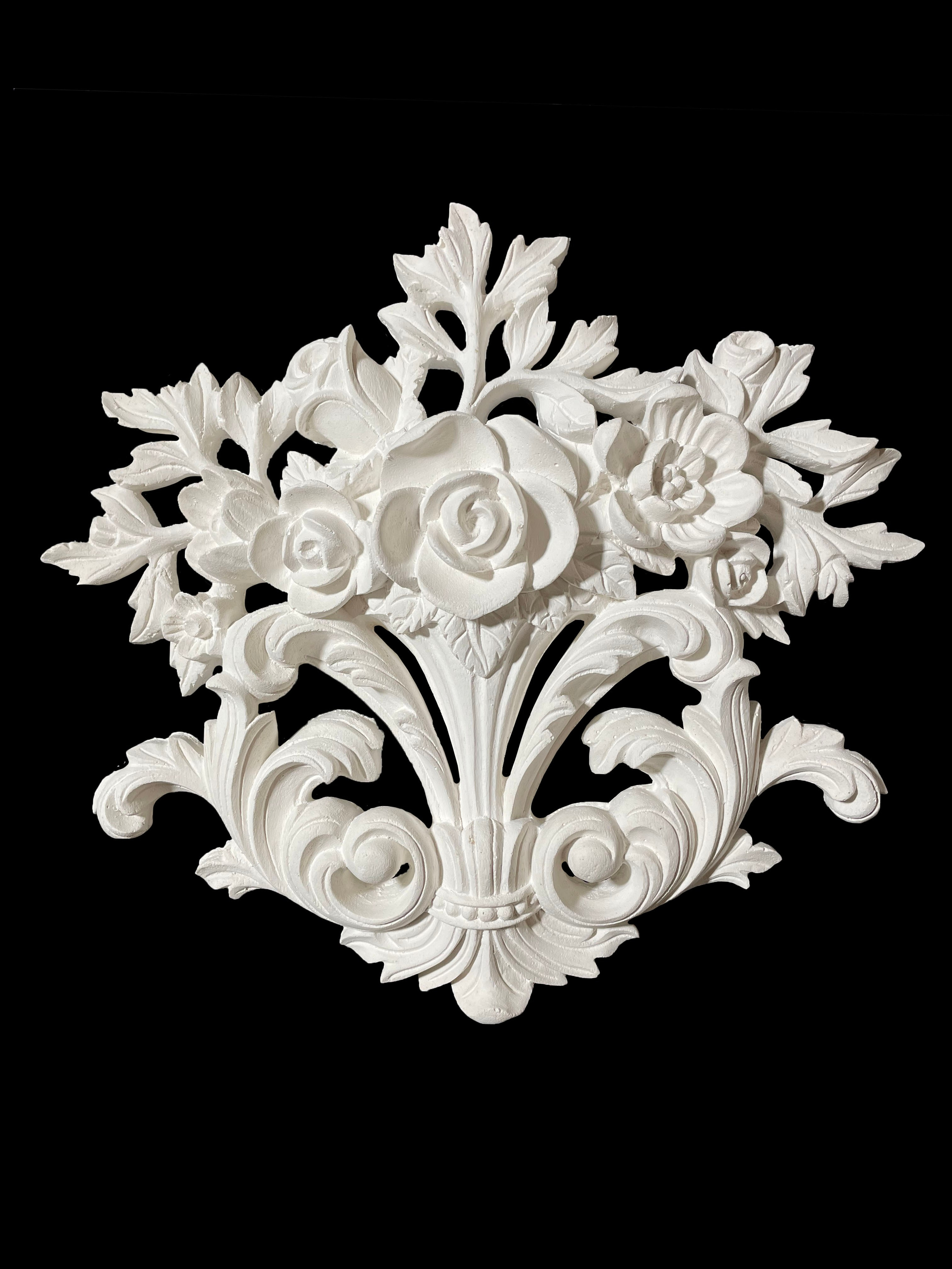 Cartouche Centerpiece. Plaster molding