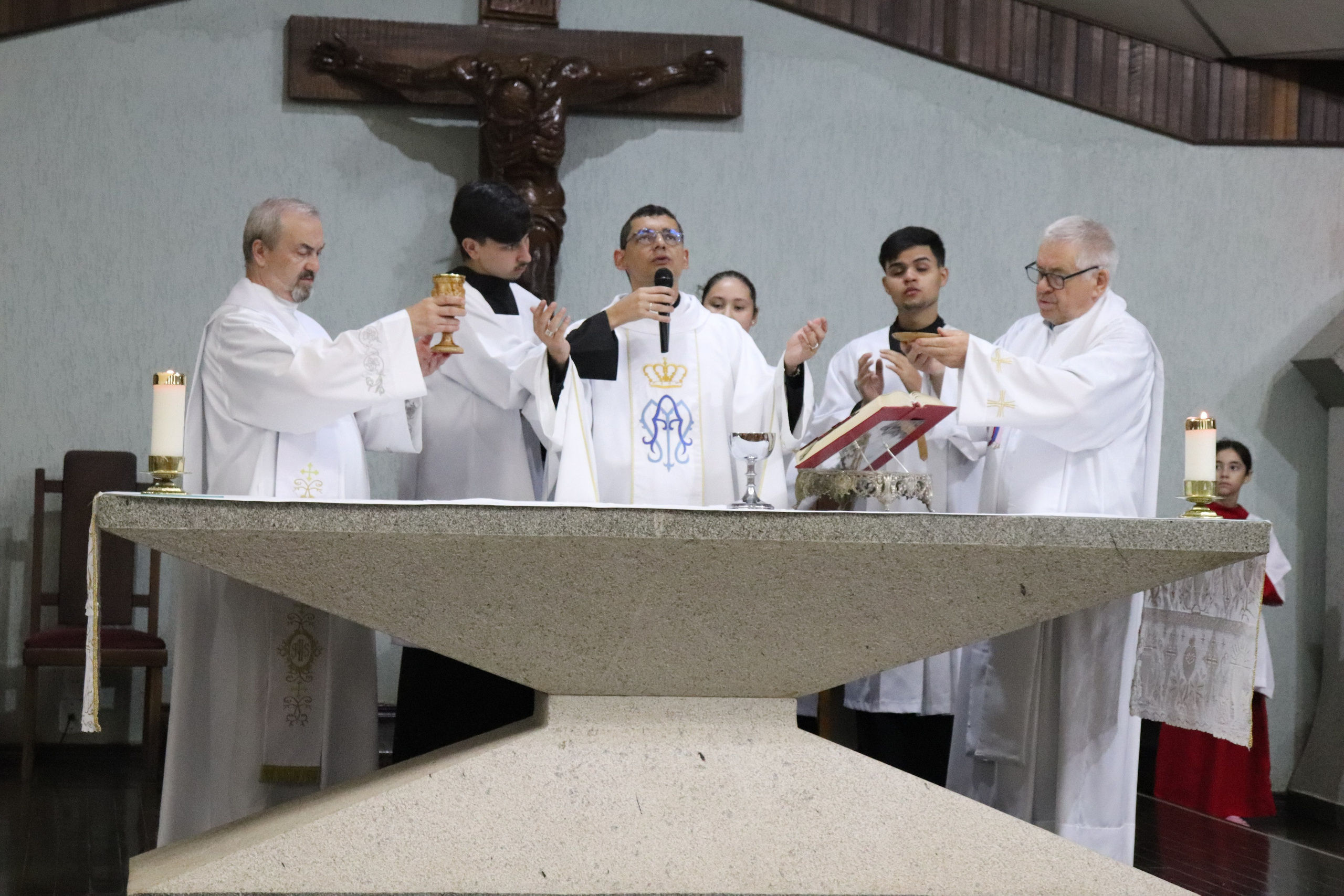 Peregrinação Nossa Senhora de Belém. Handa Produções