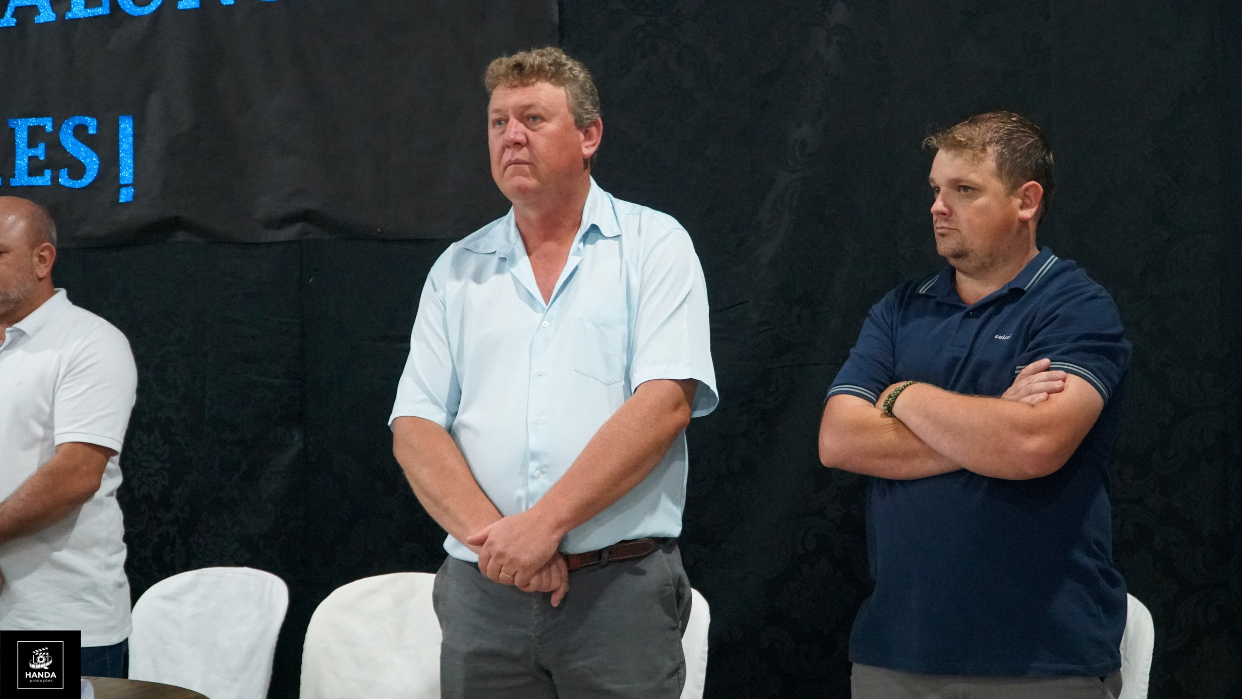 Noite autógrafos colégio Aurélio Buarque de Holanda. Handa Produções