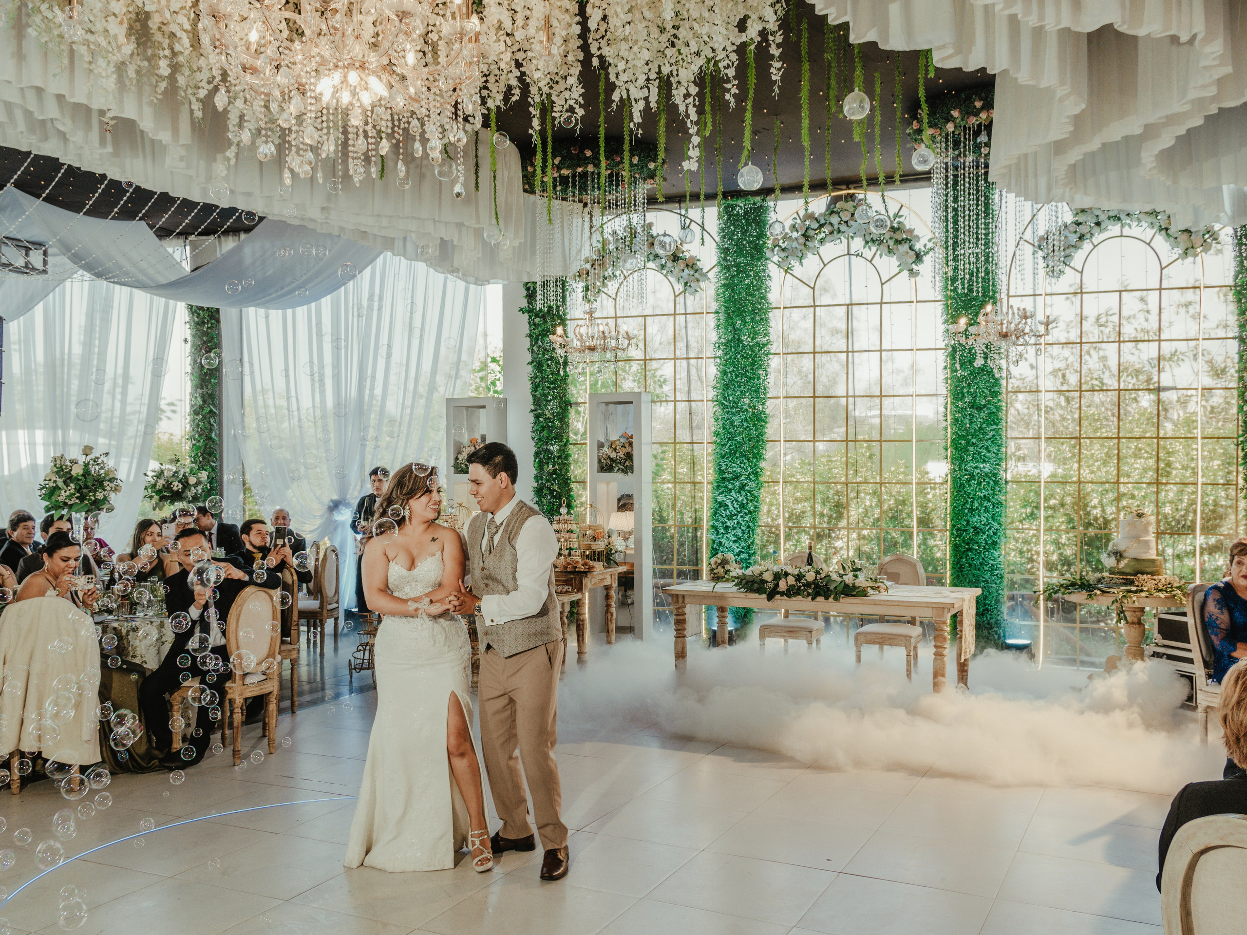 CARLA Y MARIO BODA RELIGIOSA. Studio KVTA | Fotografía y Video de Bodas en Arequipa
