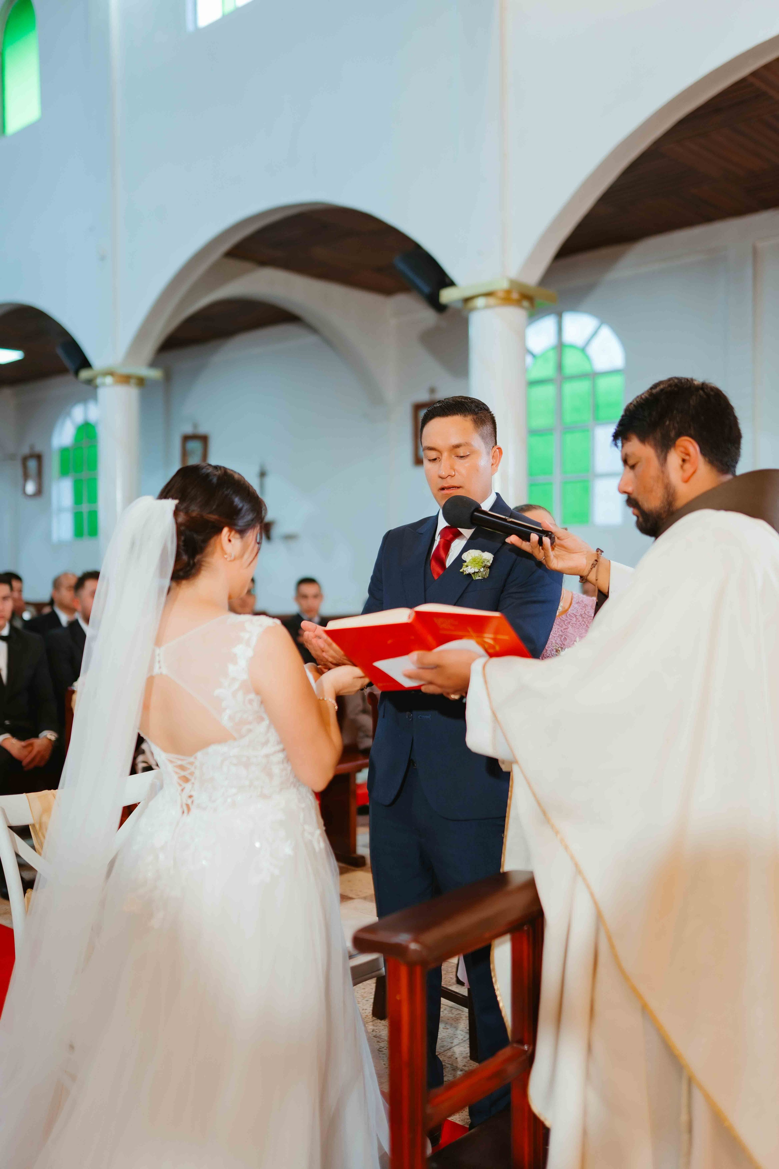 Jennifer y Vladimir. Fotógrafo de bodas en Loja Ecuador | Piero Alvarez PH