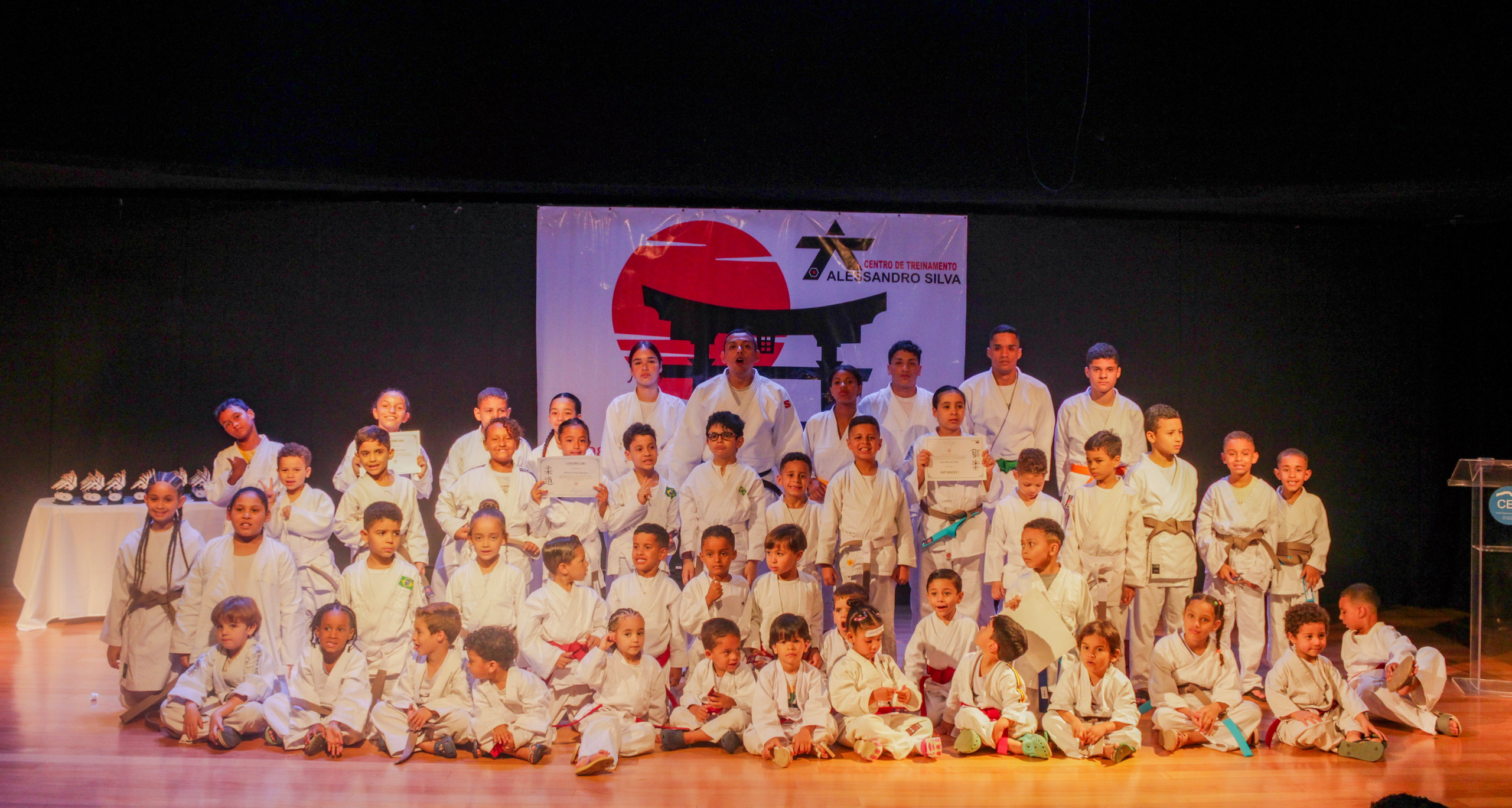 Troca de Faixa — CT Alessandro Silva. Valkyestudio