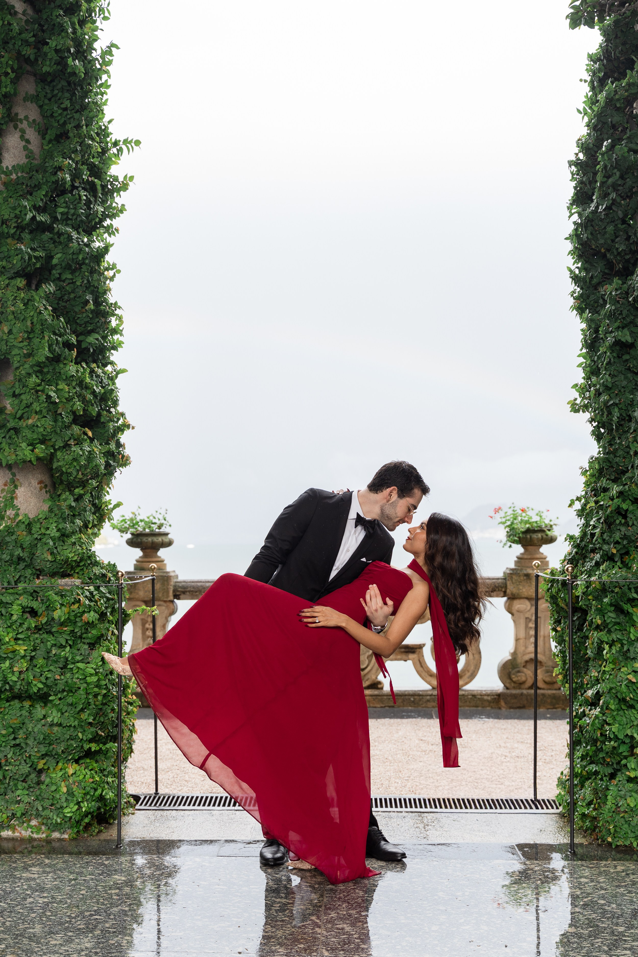 Engagement Photoshoot at the Villa Balbianello. Proposal Photographer in Lake Como