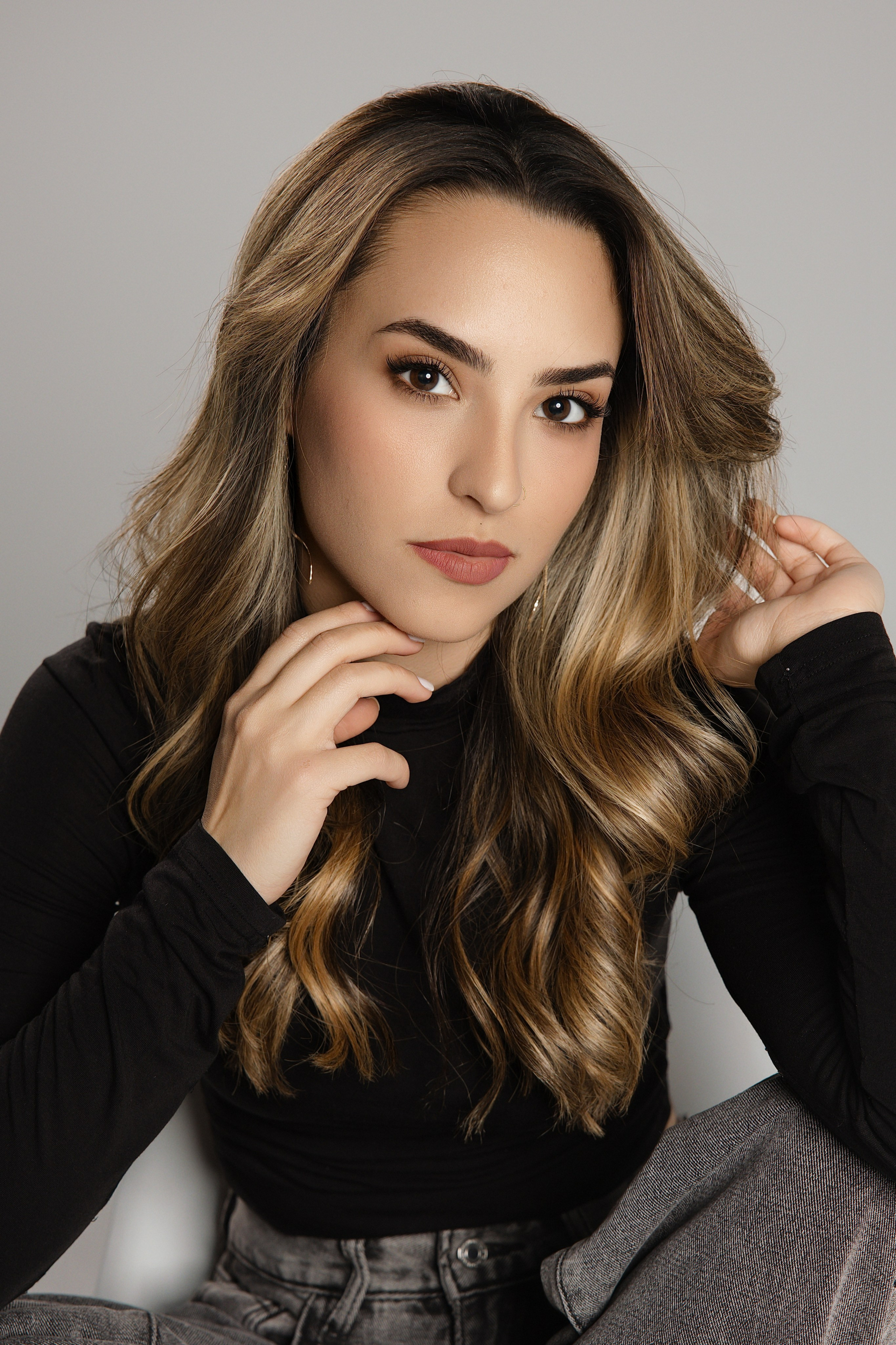 Retratos e Headshots Profissionais | Moreti