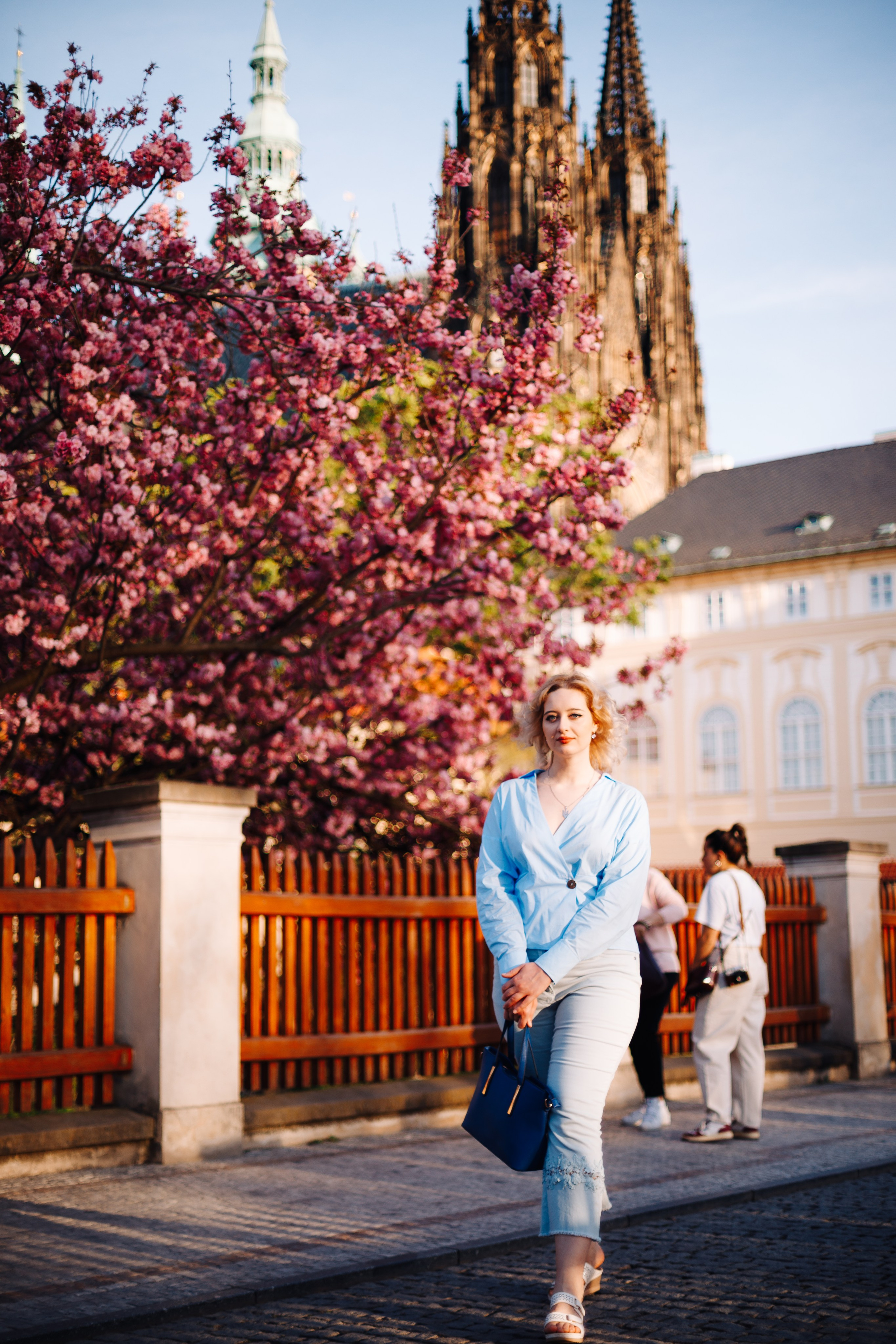 Julie. Photographer in Prague for tourists