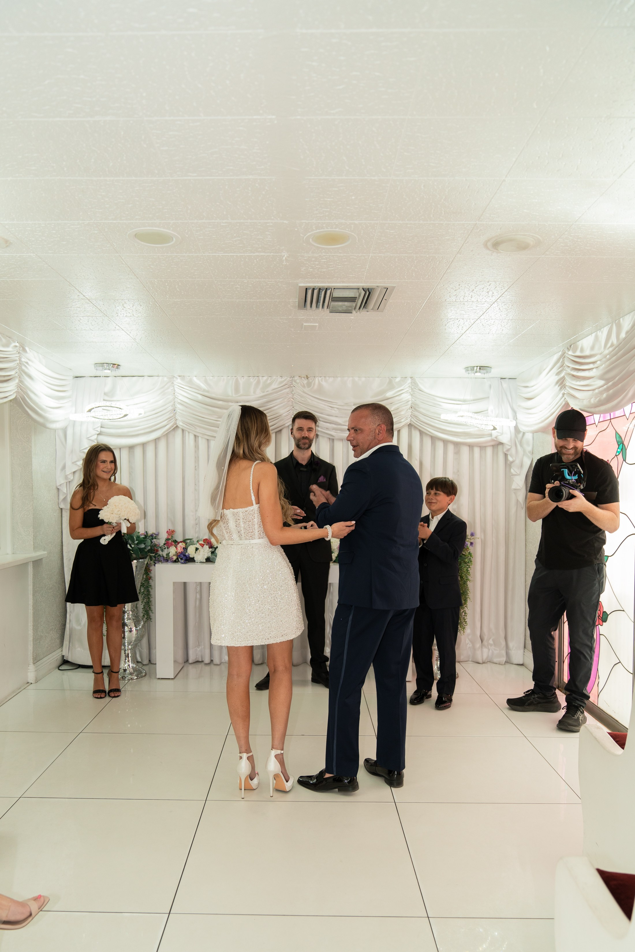 Jessica&Joey. Wedding & elopement photographer Viktoriya Kravtsov. Las Vegas