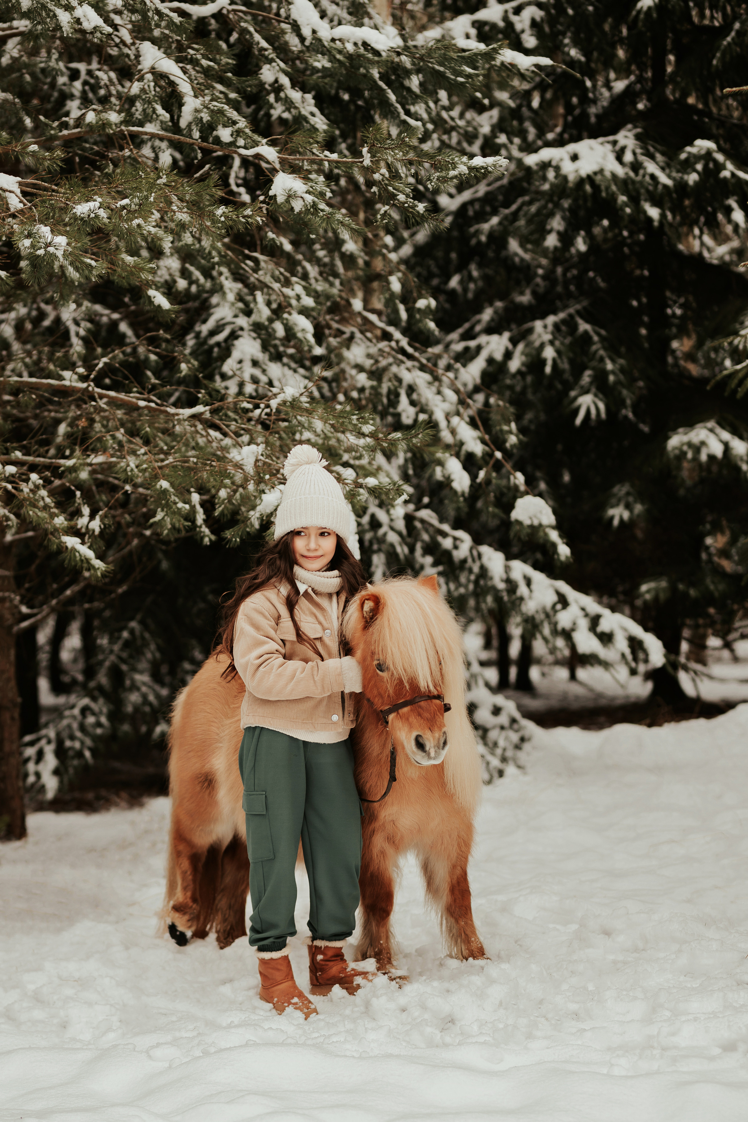 София и Микаэль с пони. ФОТОГРАФ |ЛАТВИЯ | ДАУГАВПИЛС|
