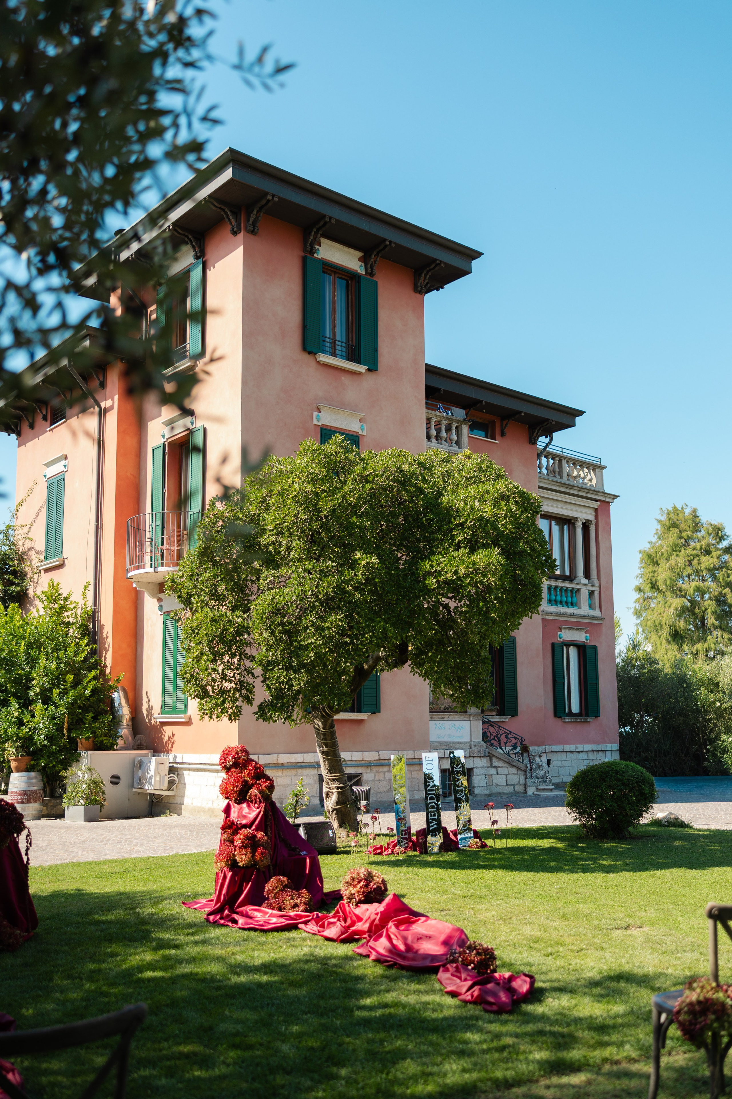 R&J. Alessandra Zanghi | Lake Garda Wedding Planner