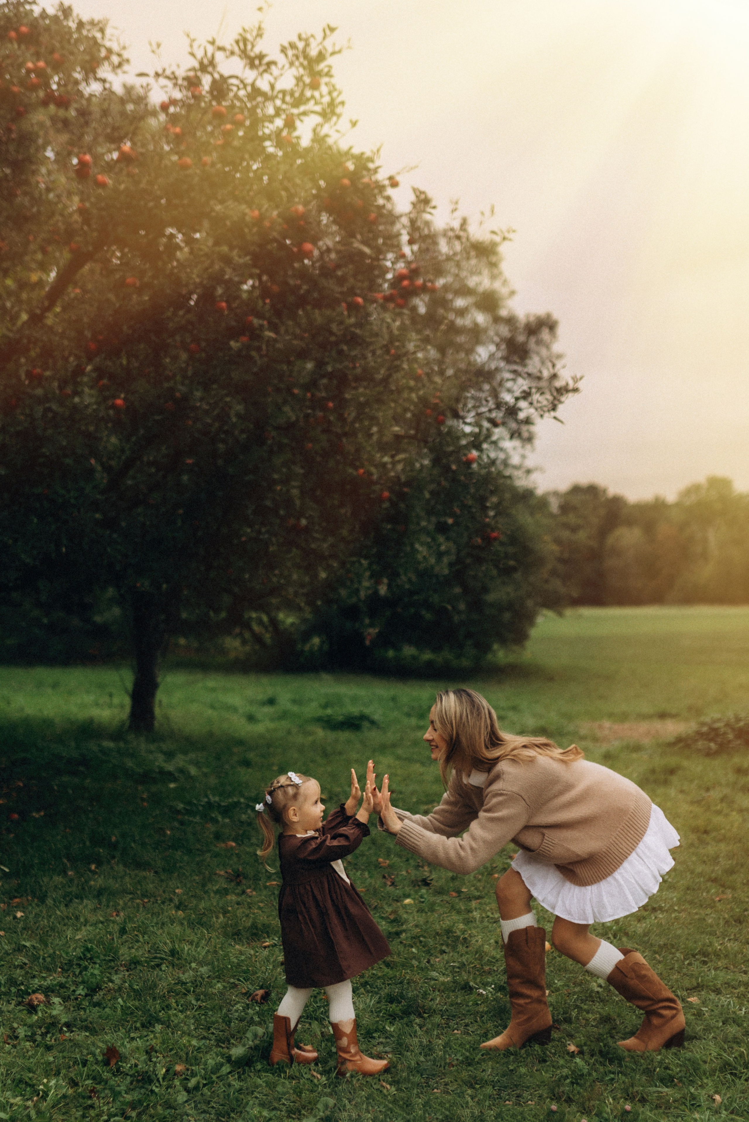 Семейная фотосессия с альпаками. Семейный фотограф Лейпциг, Германия