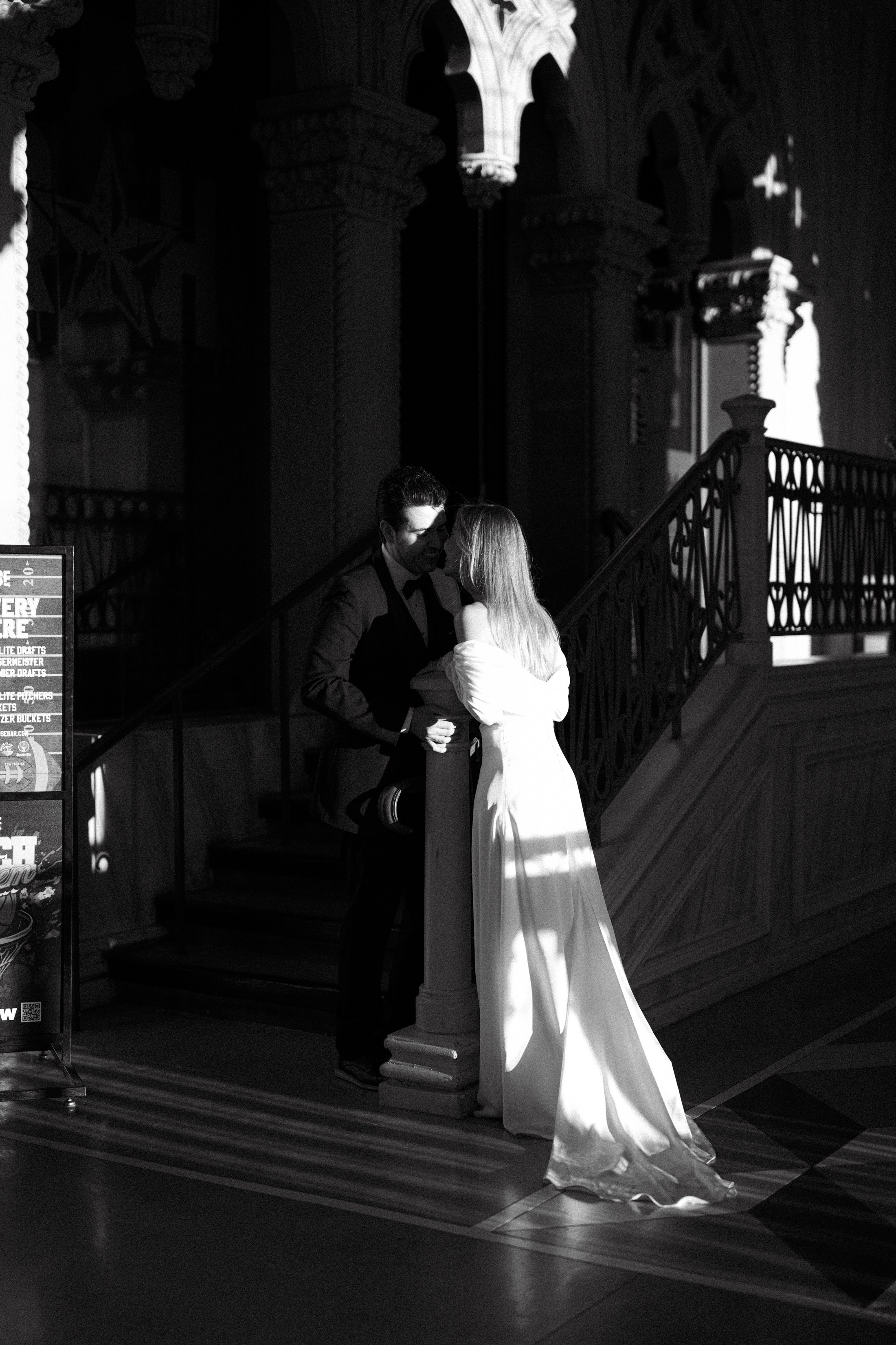 F&M. Wedding & elopement photographer Viktoriya Kravtsov. Las Vegas
