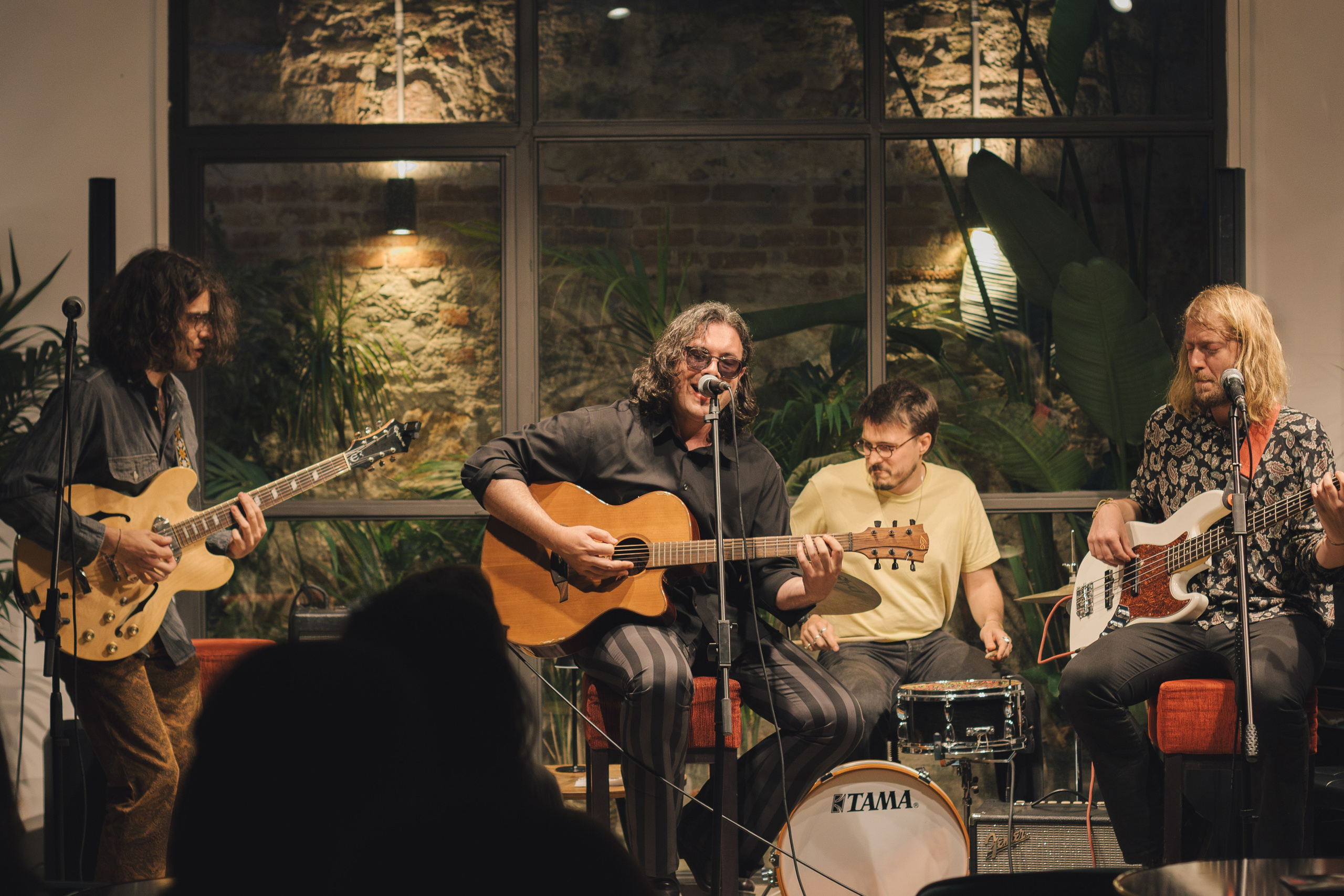 Neslive Music, Barcelona. Alexandra Uzianova — photo and video content in Barcelona