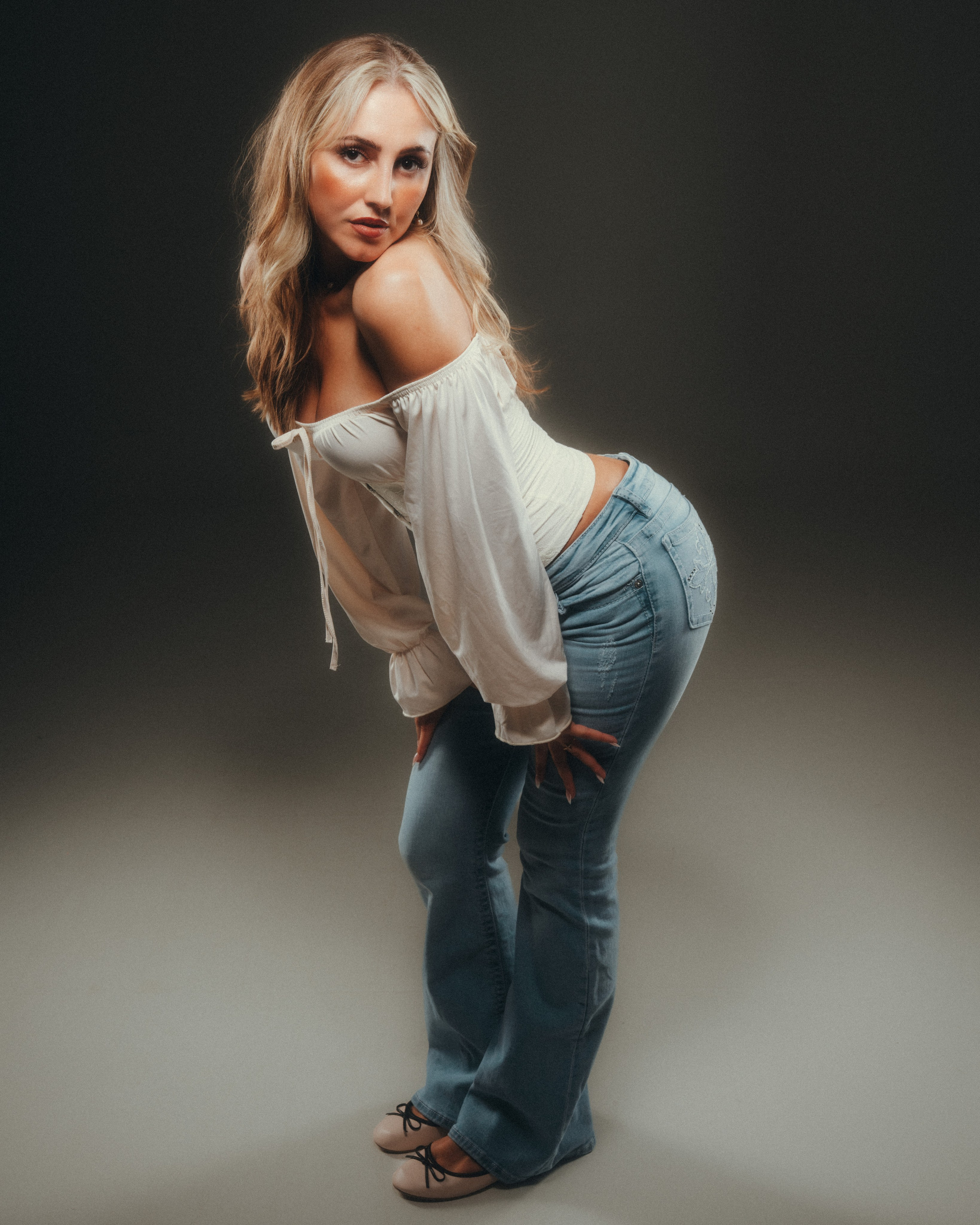 PHOTOSHOOTS. Hi, welcome!