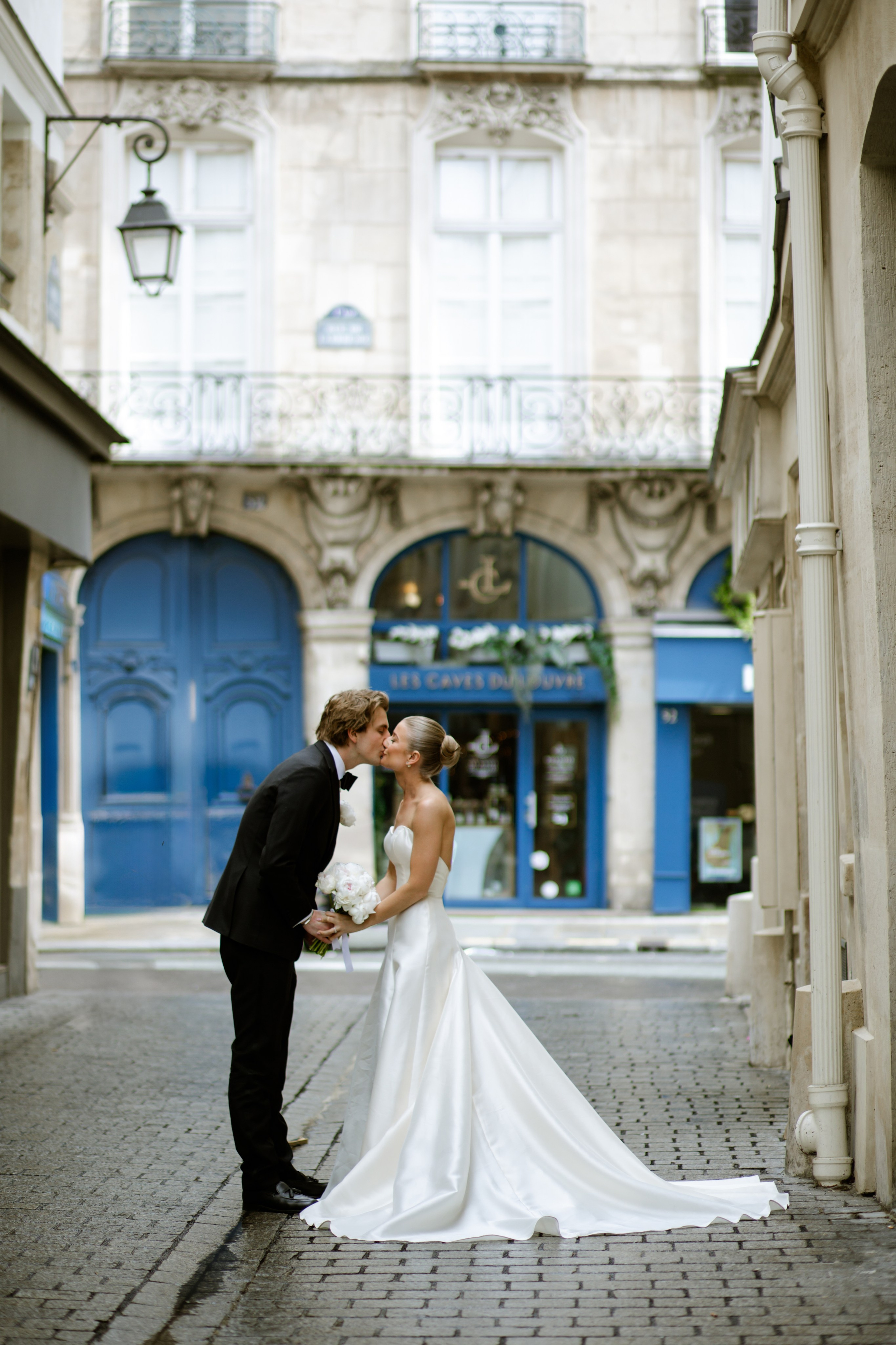 Clara & Douglas | Wedding Photography in Paris. Paris Wedding Photographer