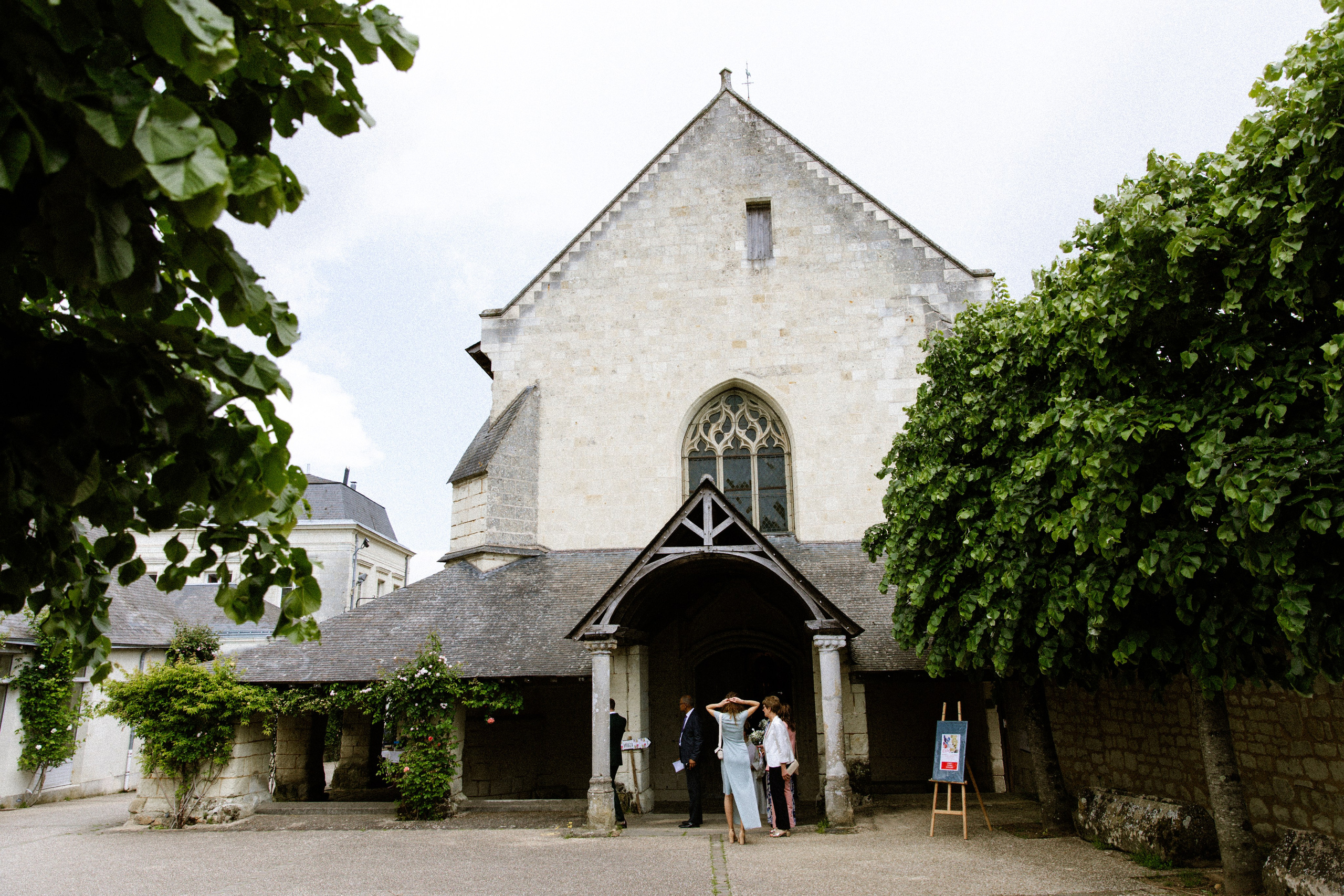 Naike & Clement | Castle Wedding Photography in France. Paris Wedding Photographer
