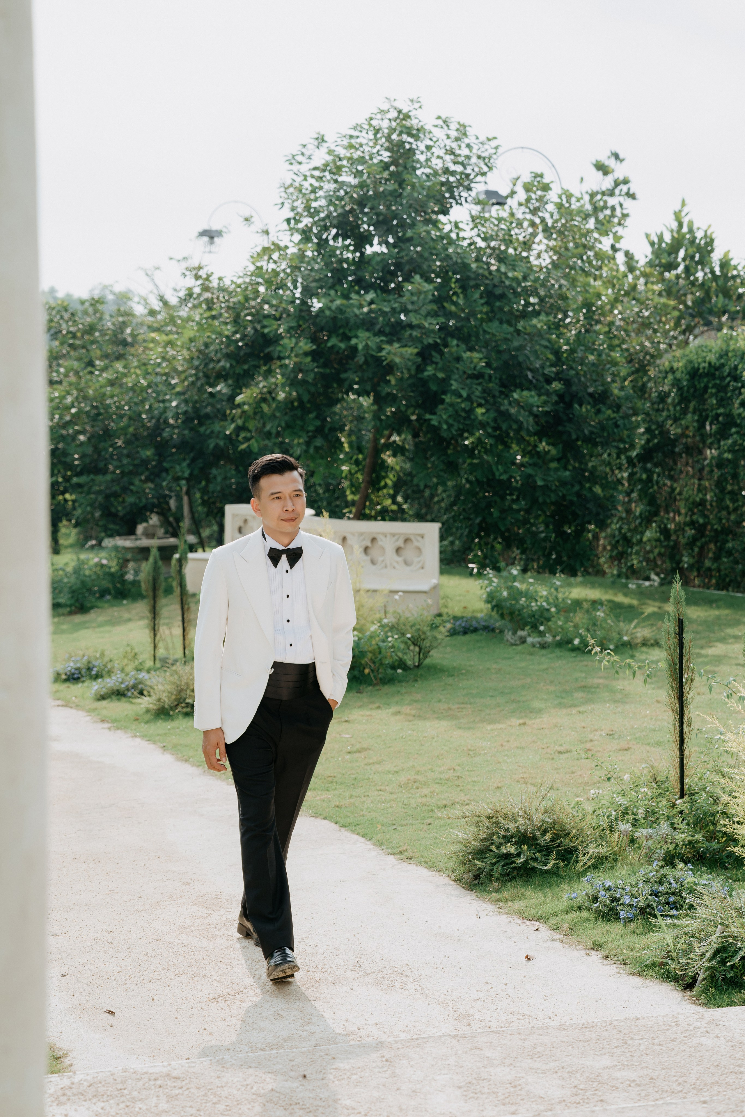 THU & NHU / An garden. Saigon Wedding Present | Art Beyond Moments