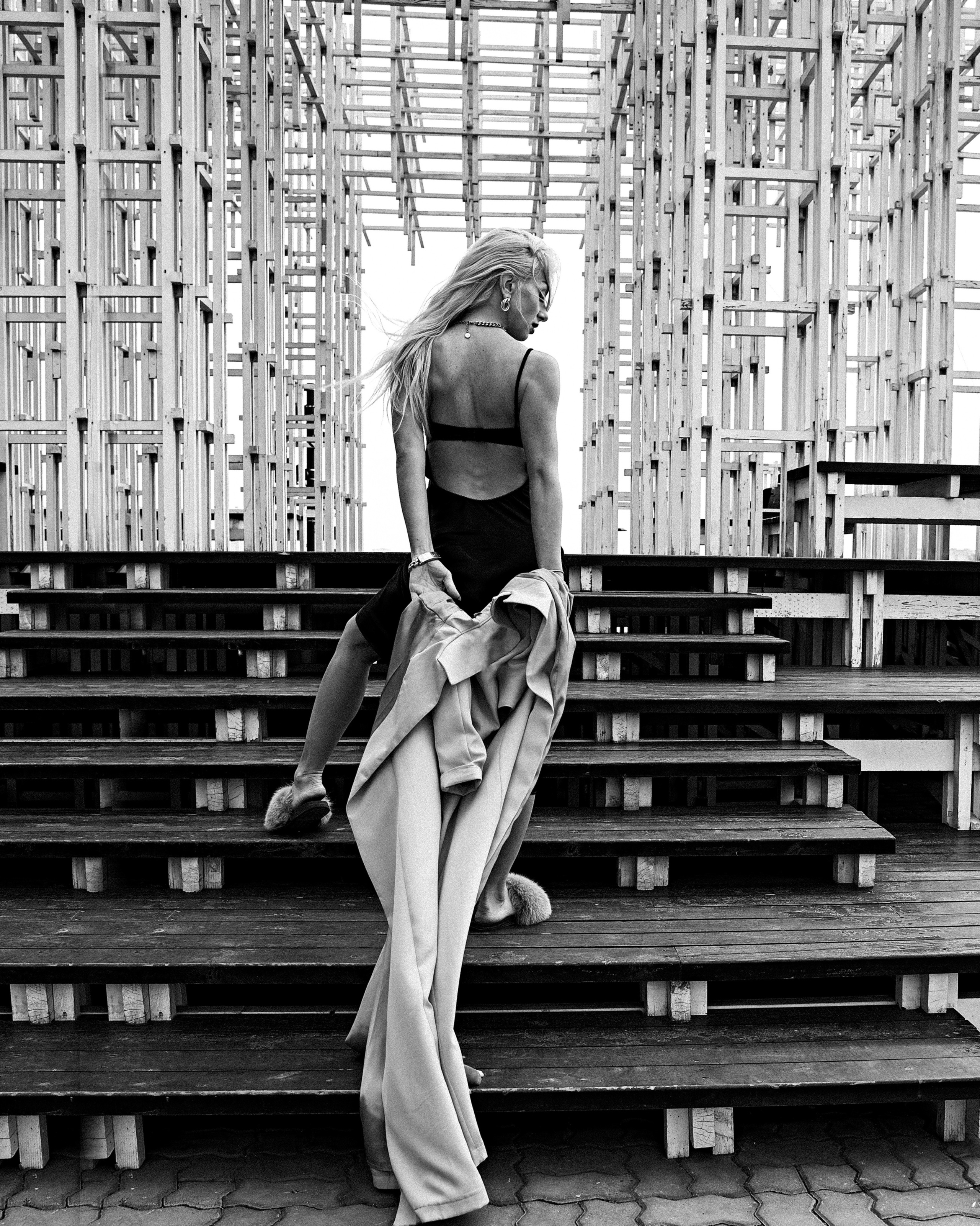 Juliana. Freedom. Wind in my hair. Photographer in Barcelona Spain Zhanna Zakharchenko