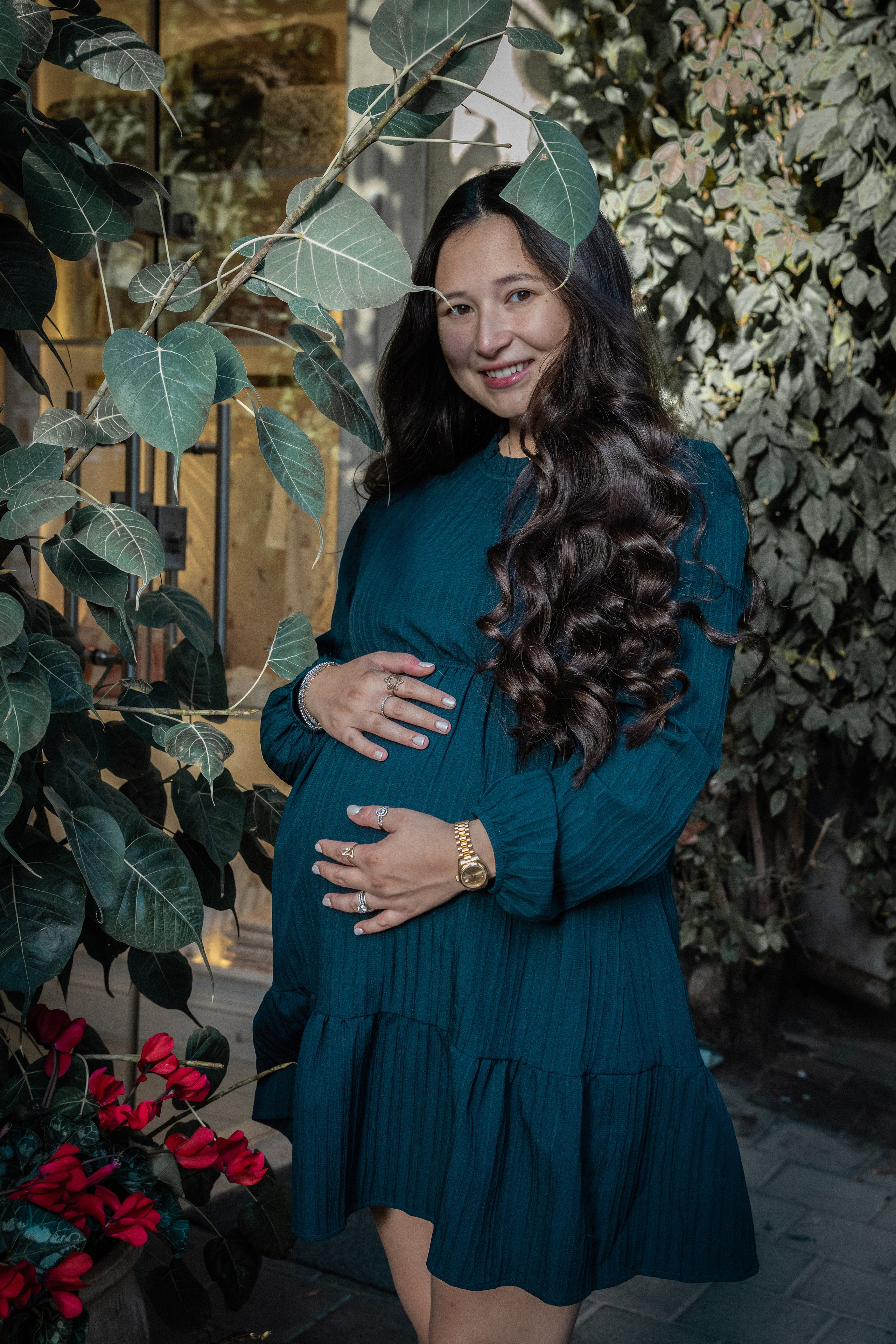 Naomi & Surli, Neve Tzedek, December 2025. Divign By Tehilah — Meaningful Graphic Design & Photography