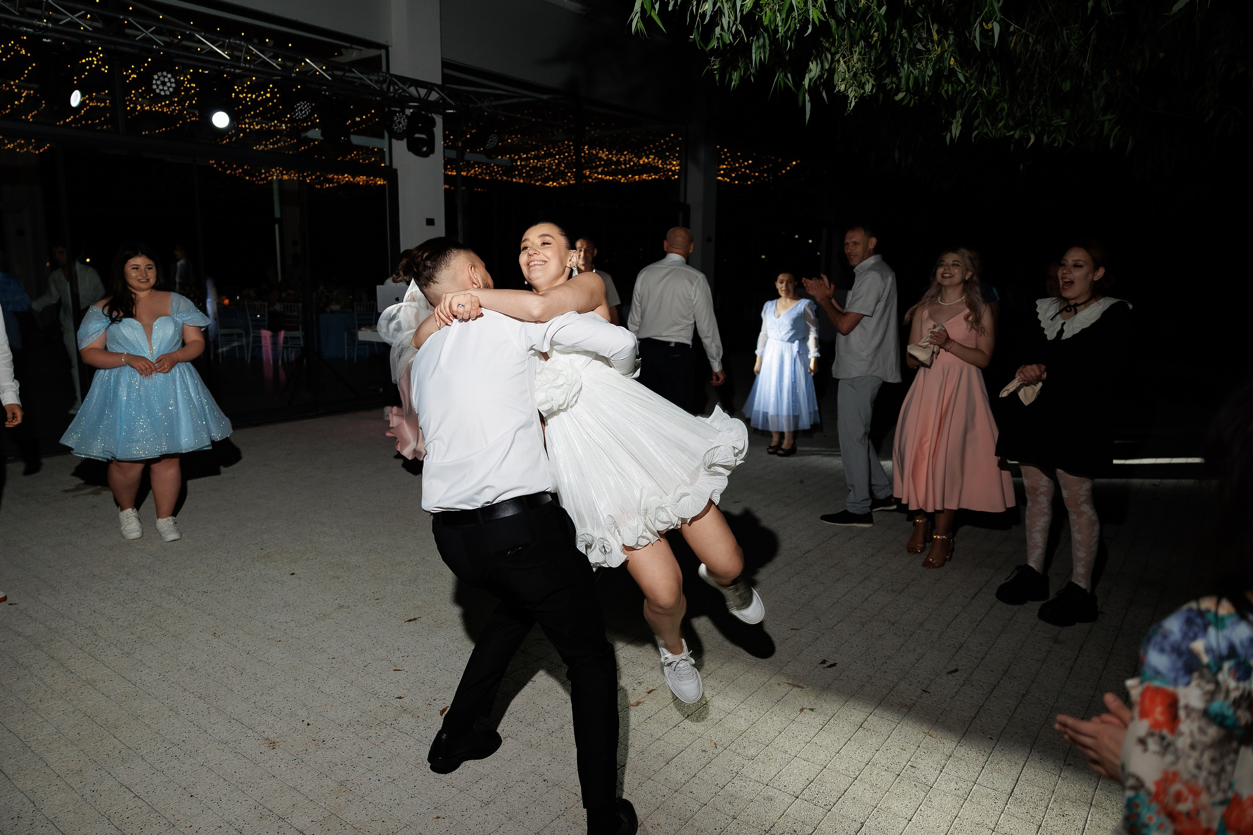 Florin & Corina — Complexul Turistic Costesti — Wedding Day. Servicii Foto și Video 067188353