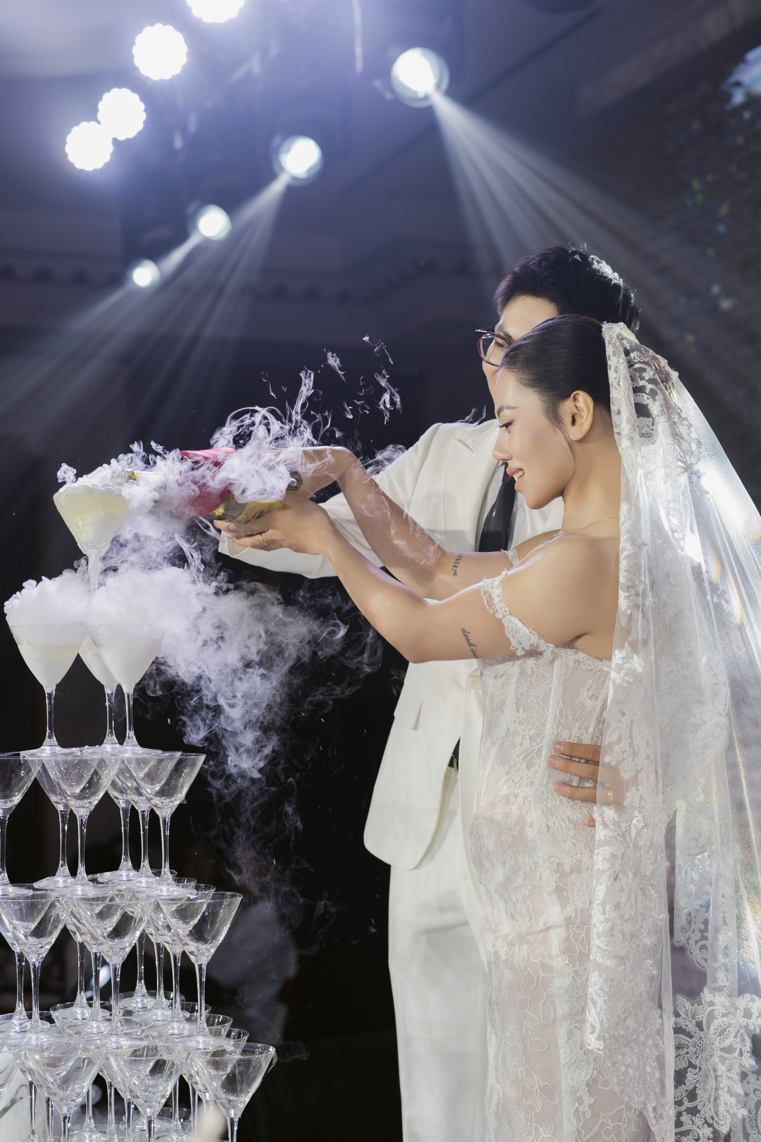 Man + Thu | Photojournalism. BenColor Studio