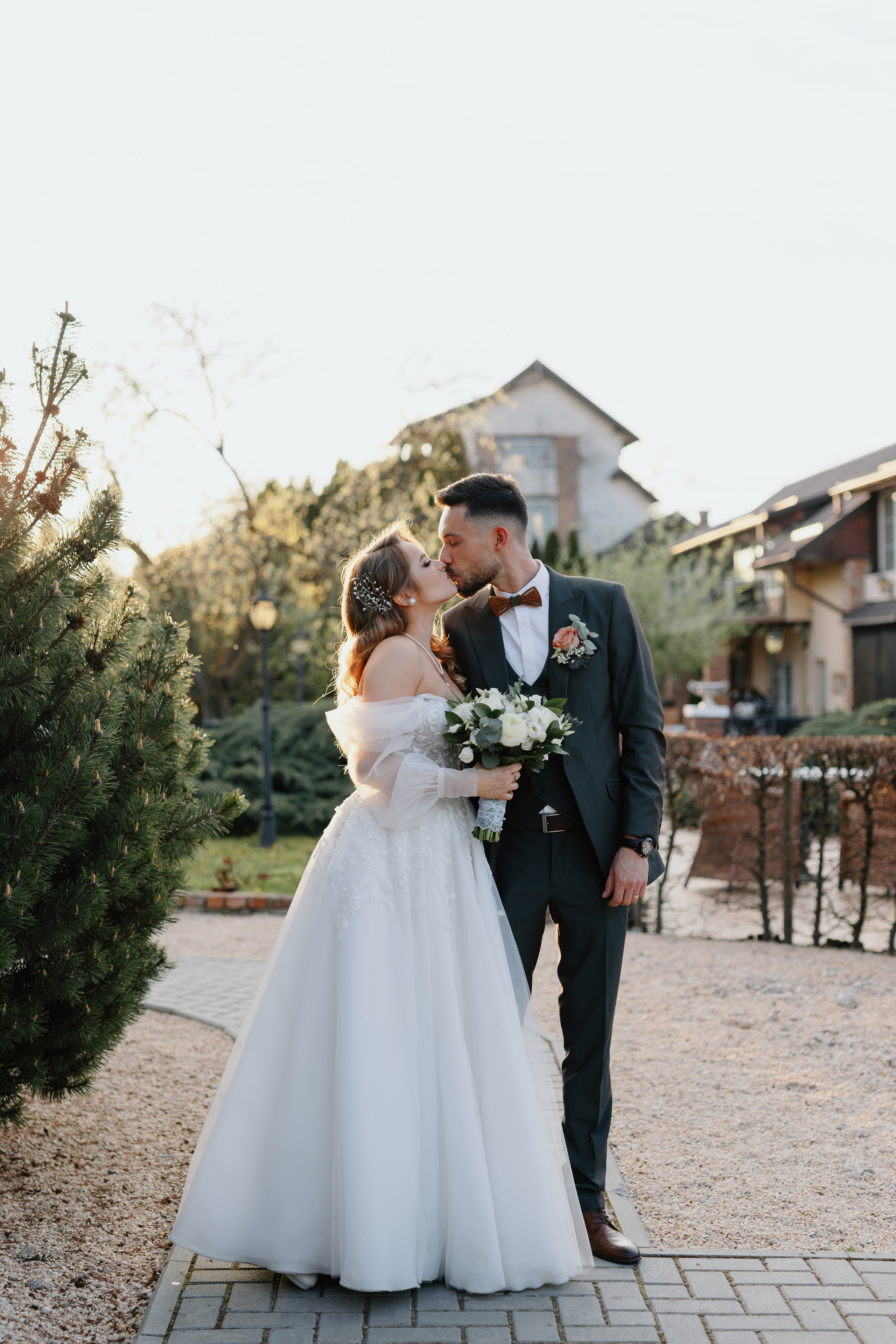 Nicoleta & Lucian. Main