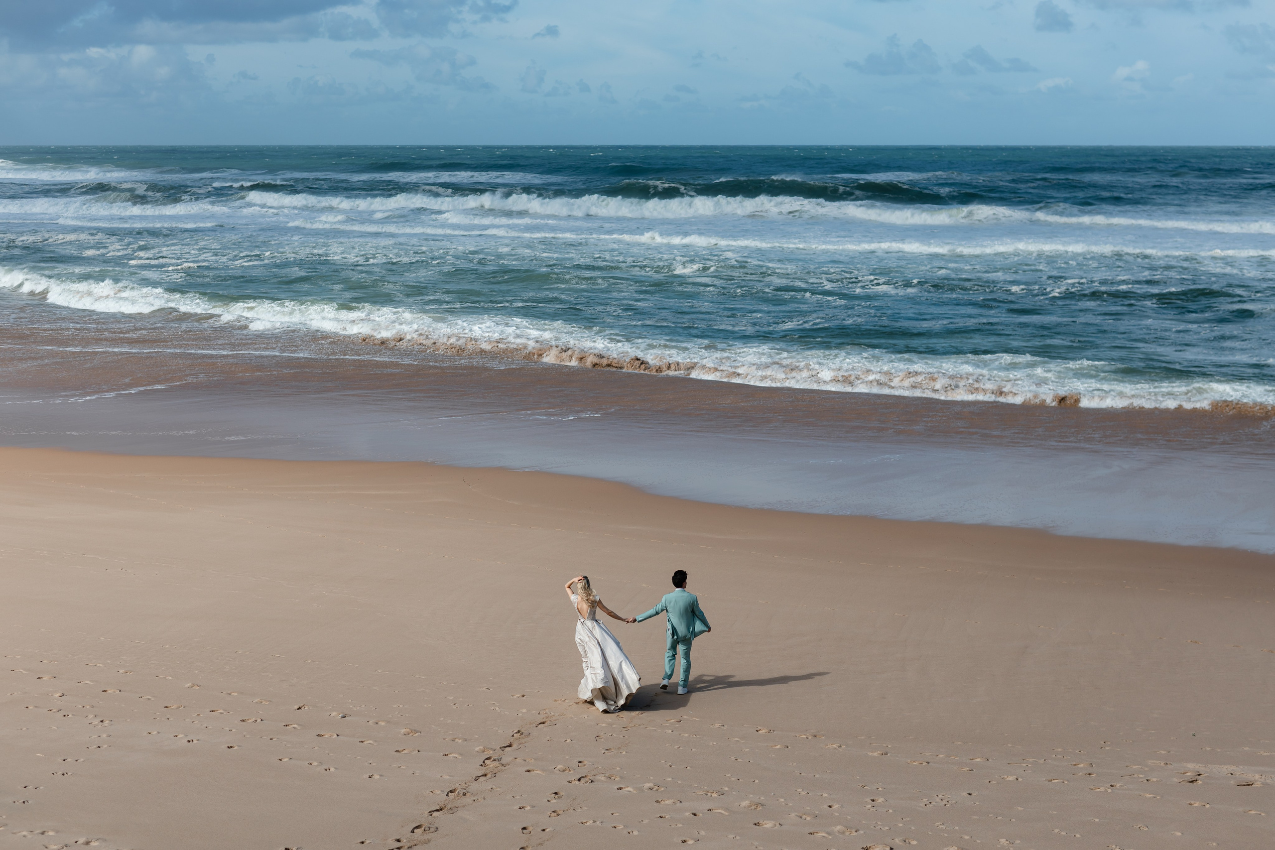 Vivien & Razvan. Main