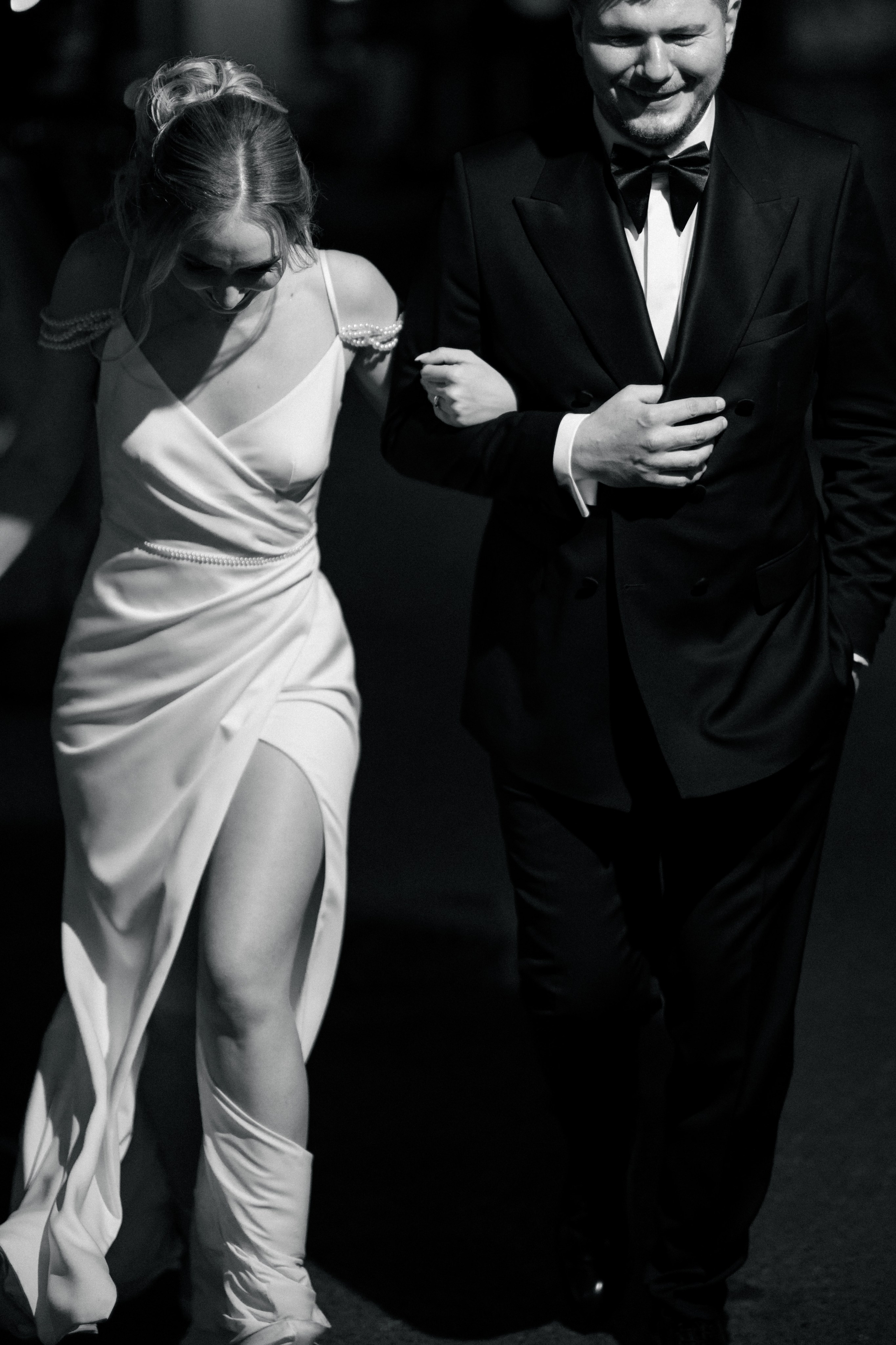 Madisson & Alex. Destination Wedding Photographer Alex Pasarelu