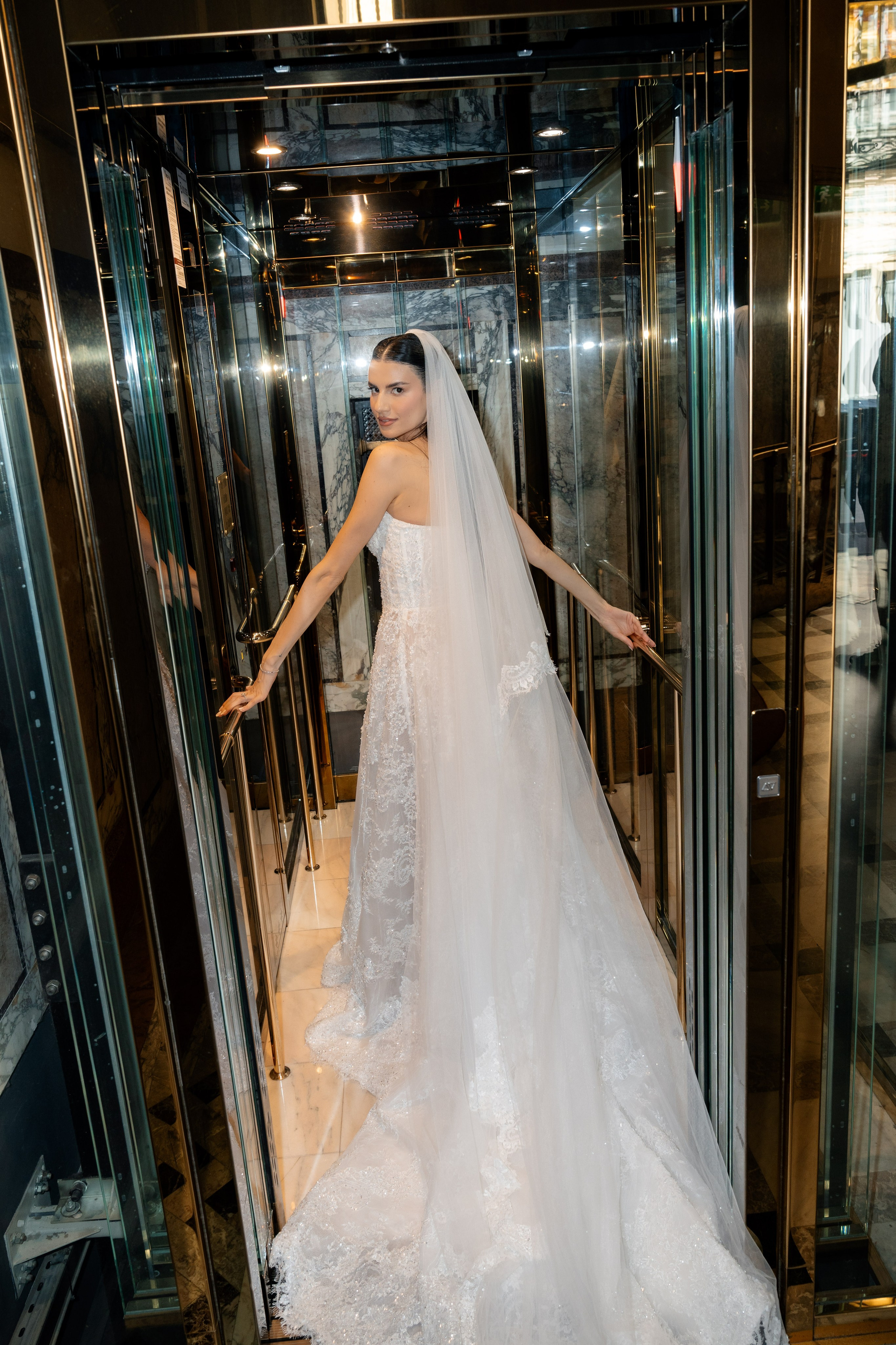 Diana & Octavian. Fotograf de nuntă Alex Pasarelu