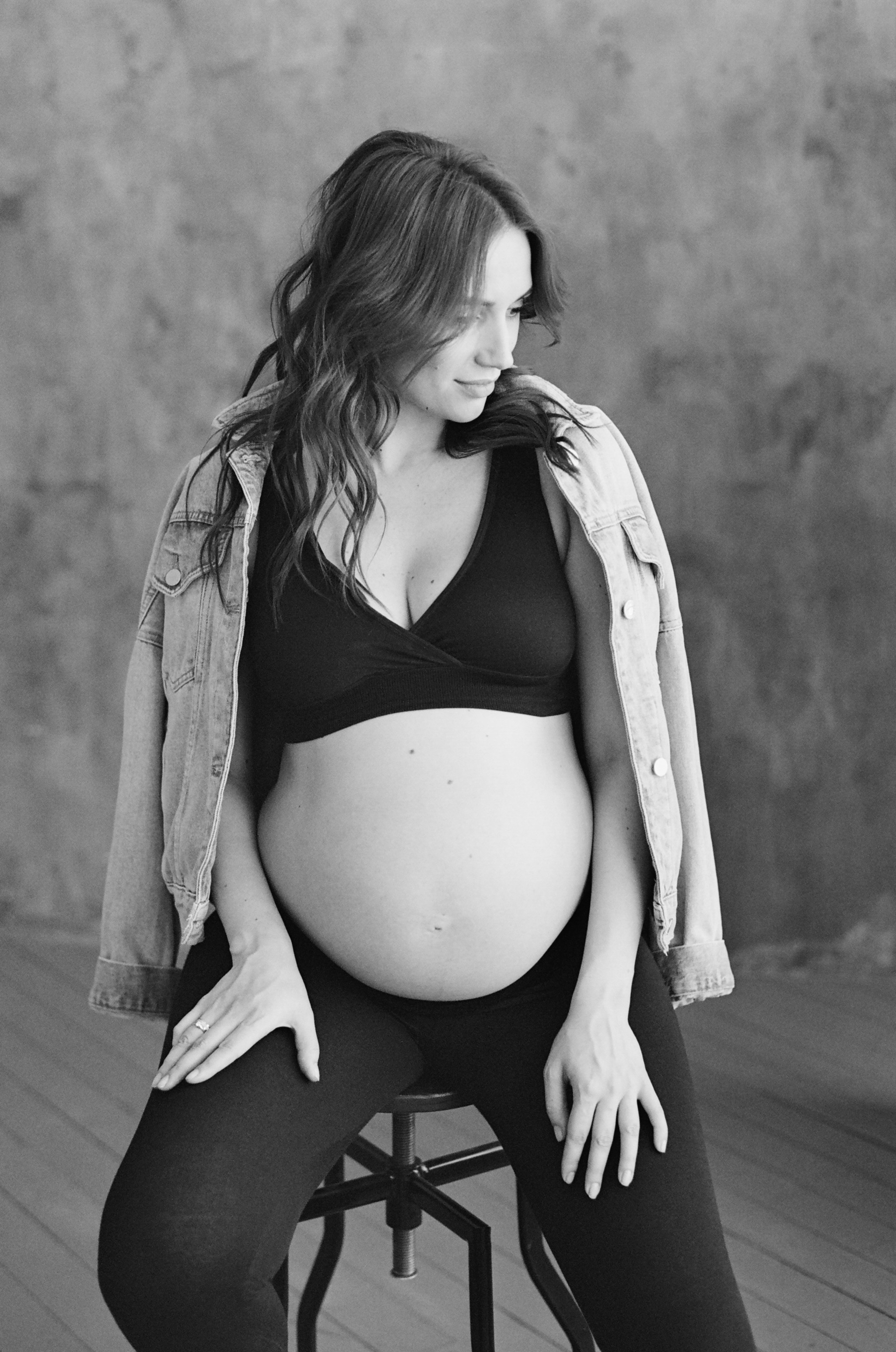 Pregnancy. Anton Mislawsky photographer and filmmaker