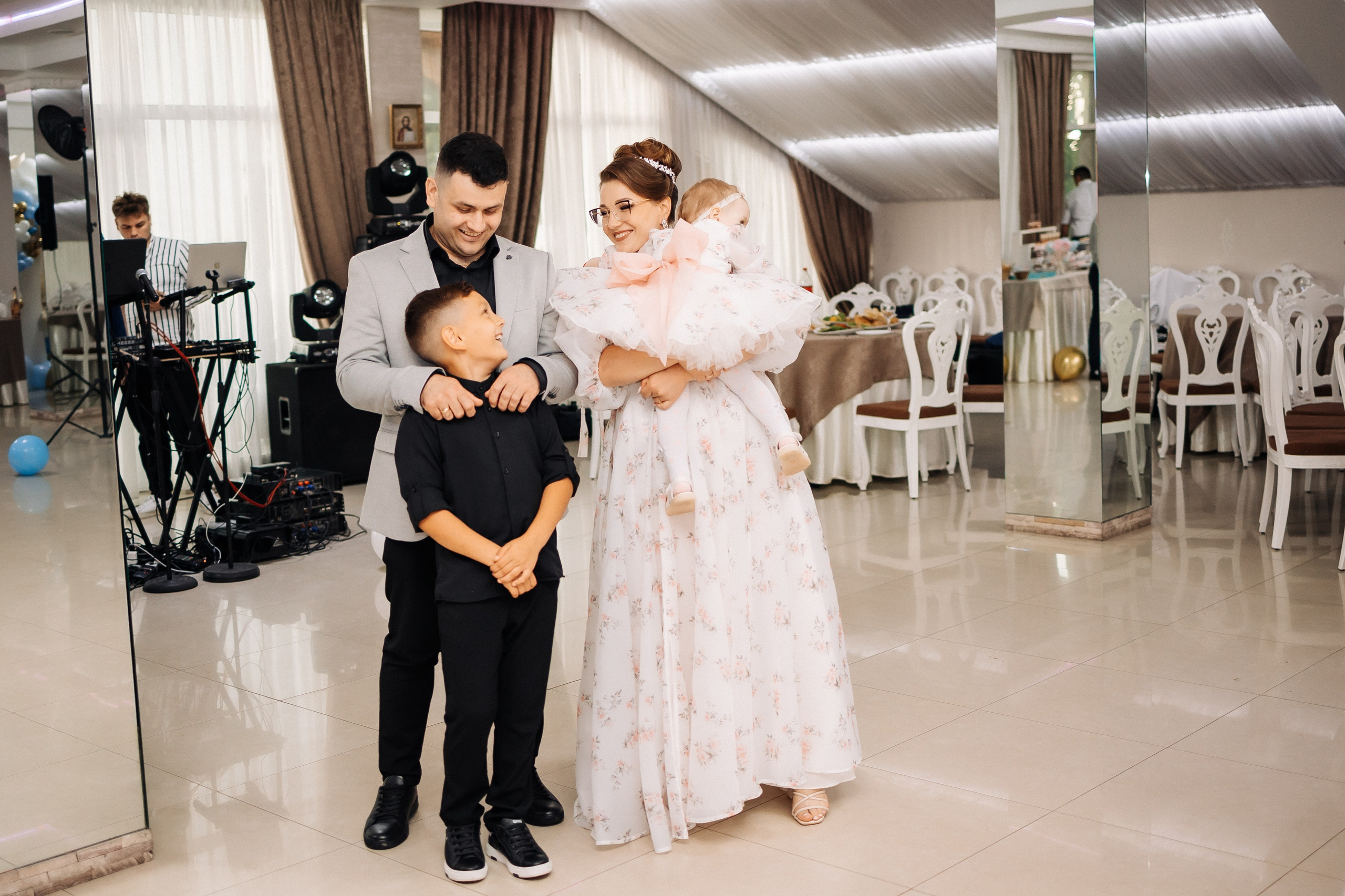 Marius & Amelia. Fotograful evenimentului tău