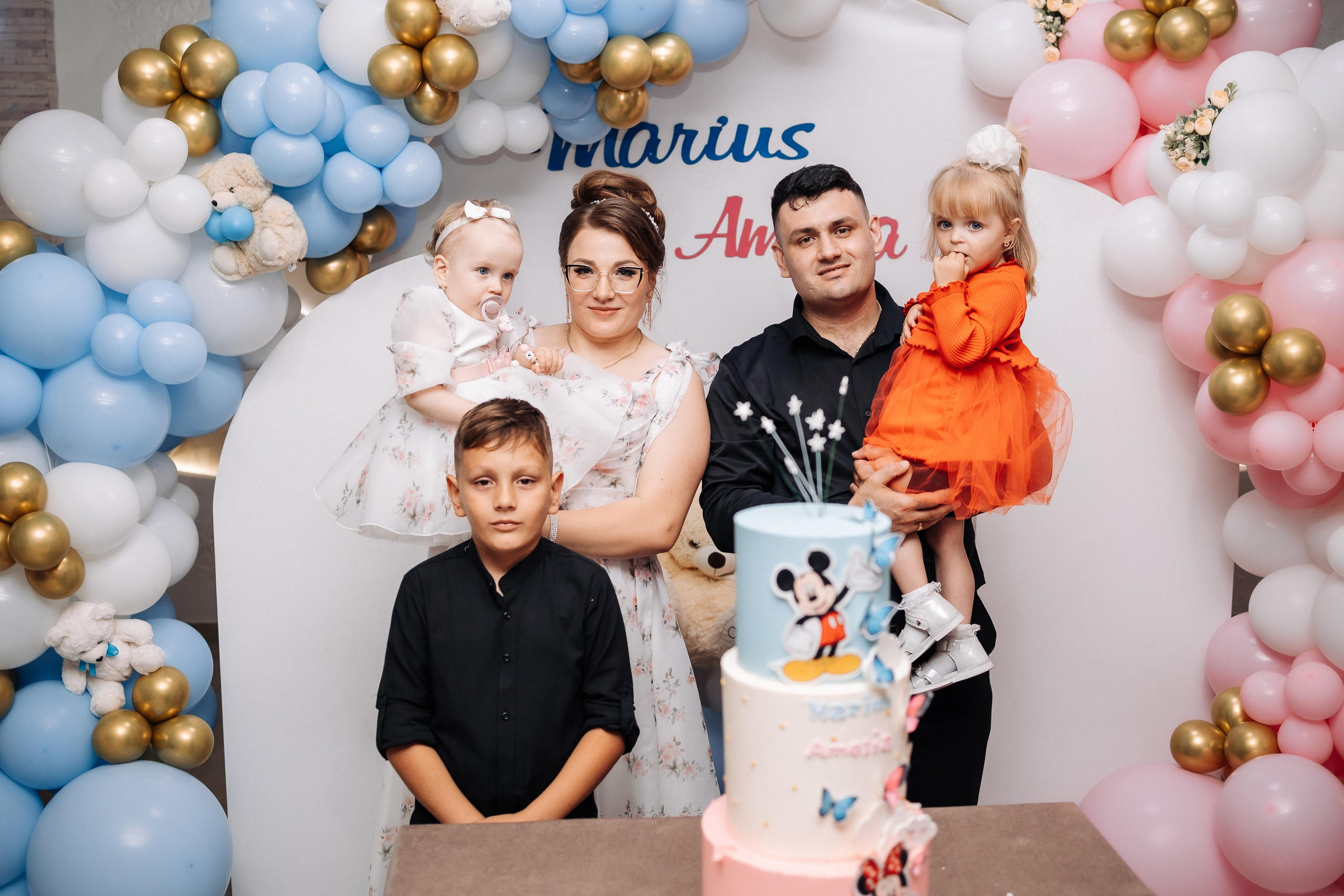 Marius & Amelia. Fotograful evenimentului tău