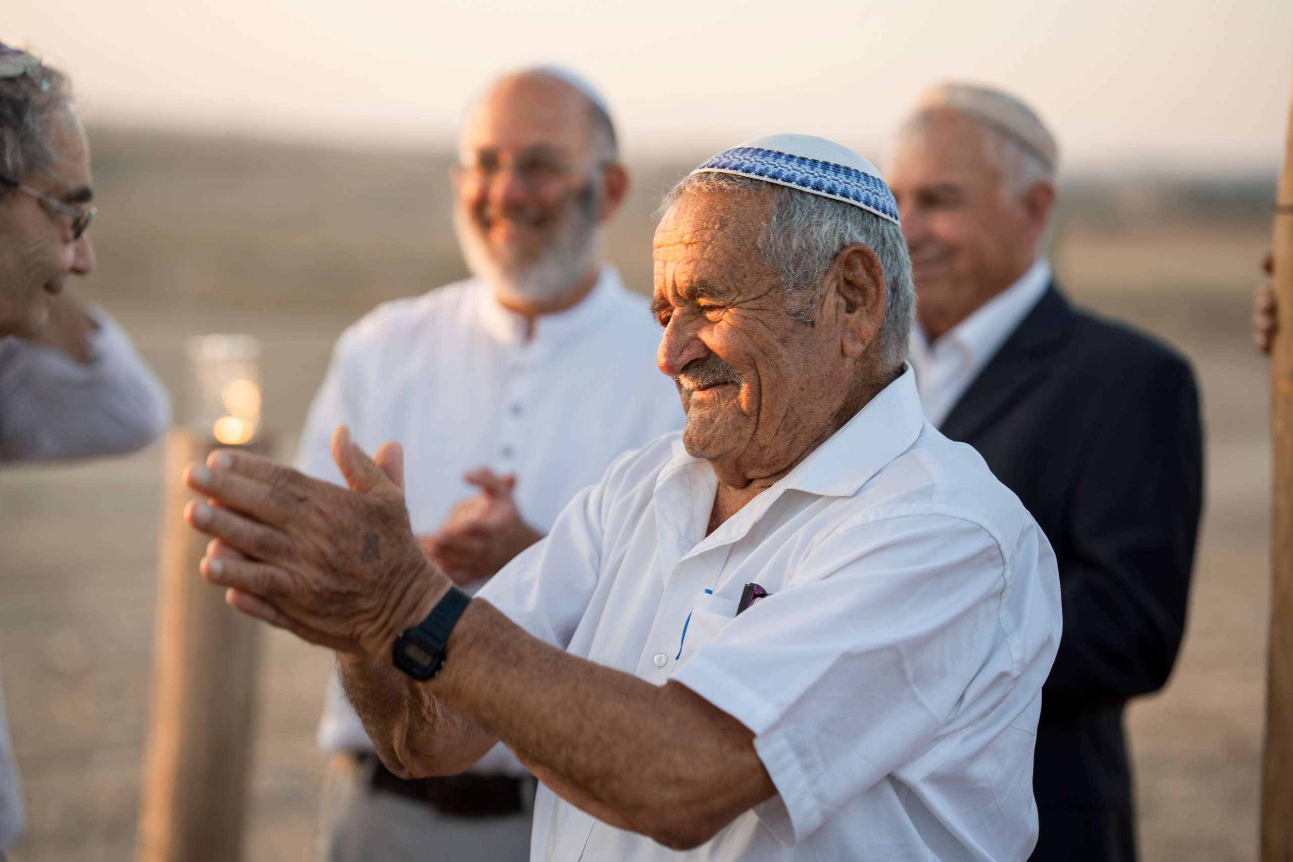 אביה ואחיה. יוסף מזרחי צילום חתונה, ברית וזוגיות. צלם מקצועי שאוהב להוציא אתכם הכי יפים ברגעים הכי מרגשים