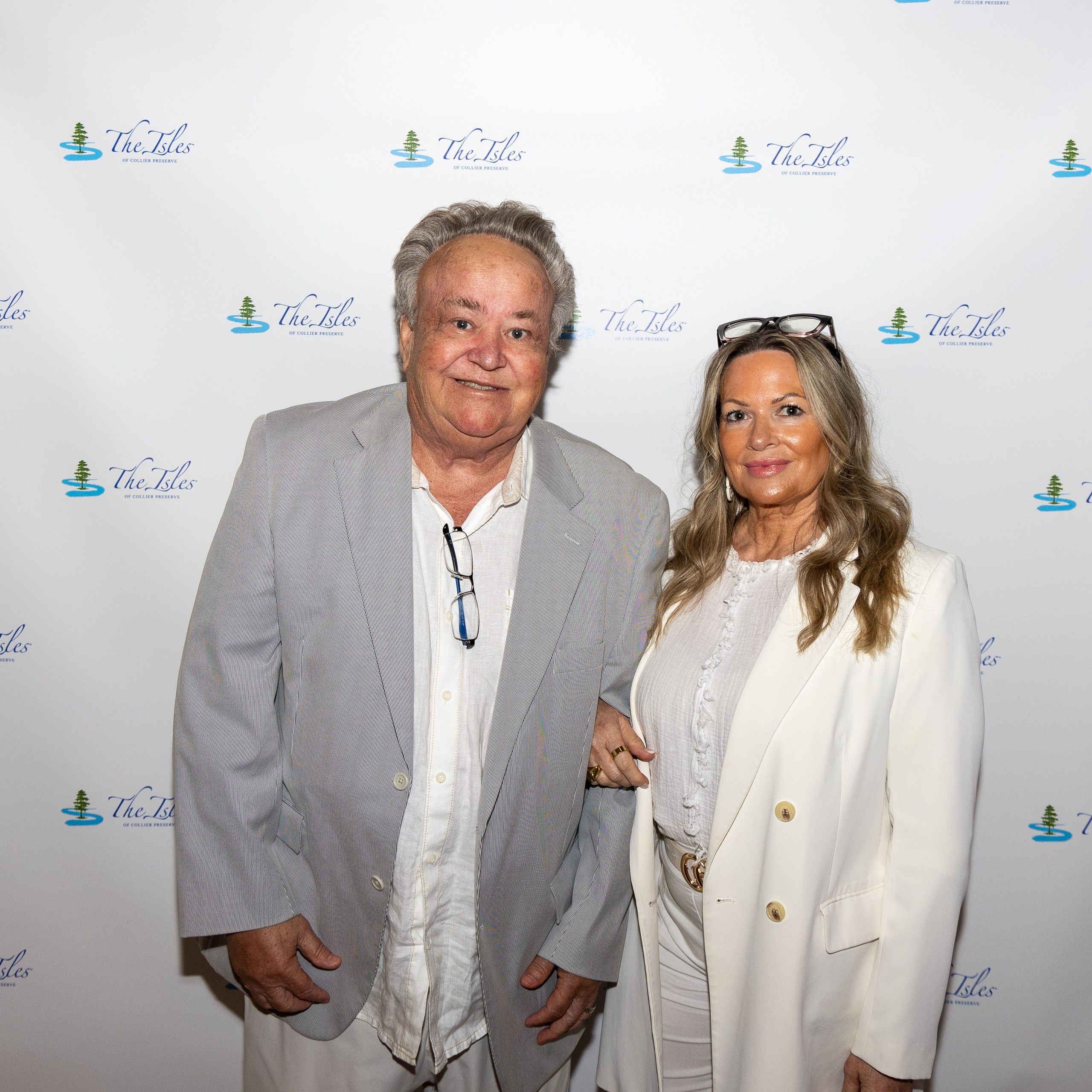 The Isles White Party. Out and About 239