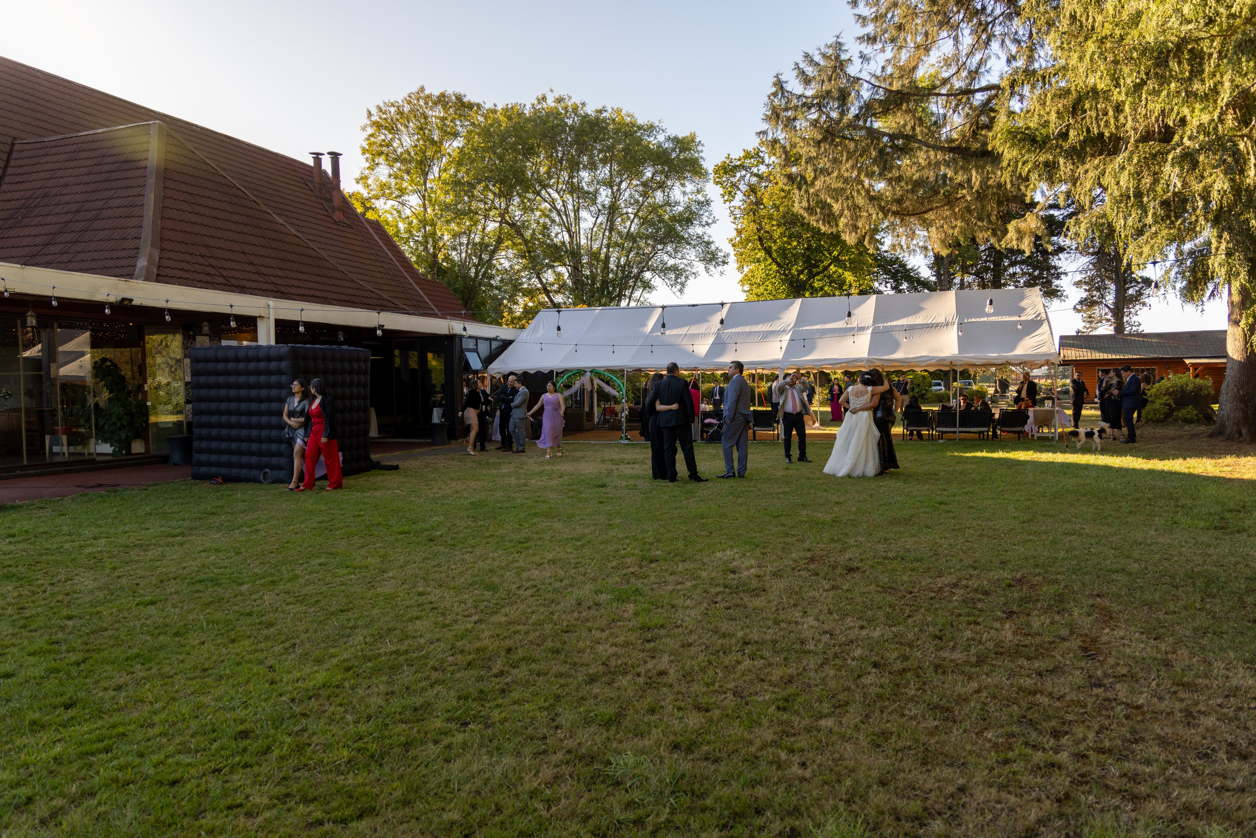 Katherin y Daniel. Dinka & Emilio - El arte de preservar lo que no se repite