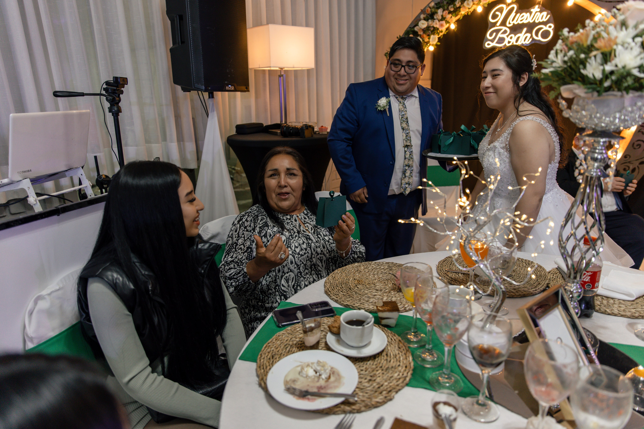 Johana y Edgar. Dinka & Emilio - El arte de preservar lo que no se repite