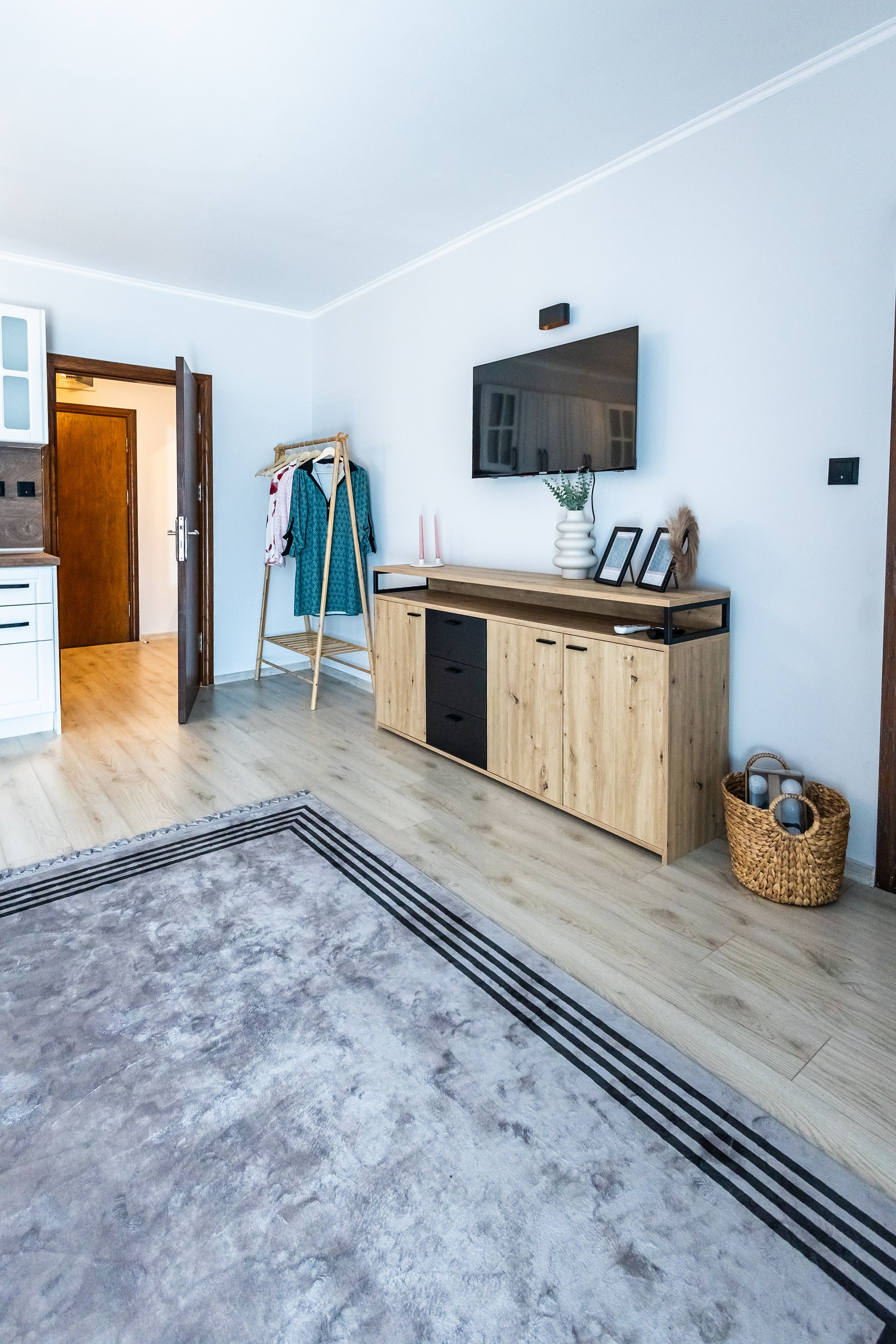 Хотел. Фотограф Ирина Йотова