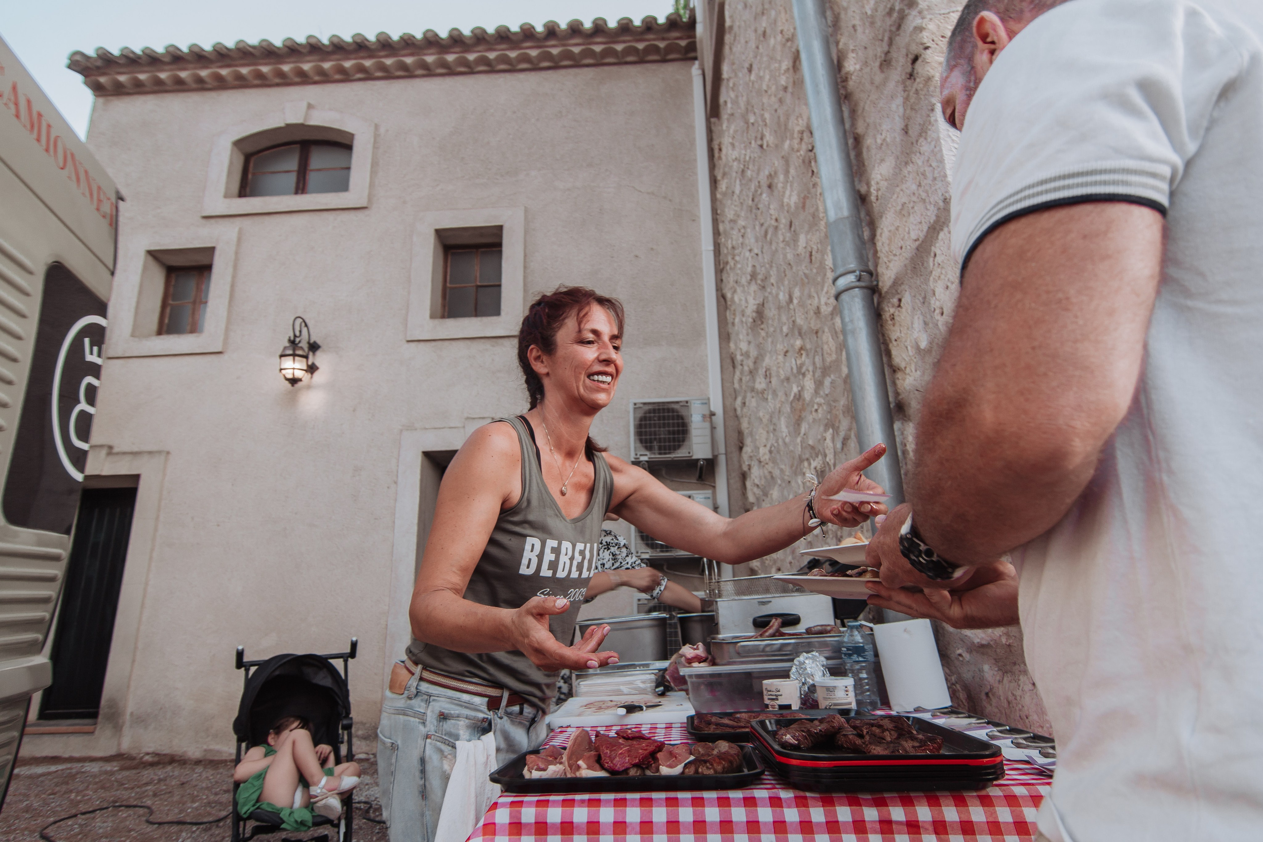 Reportage de fête au Château Prat de Cest. Professional Photographer in France | Poitiers, Tours & Châtellerault | Portrait, Family, Corporate & Wedding Photography