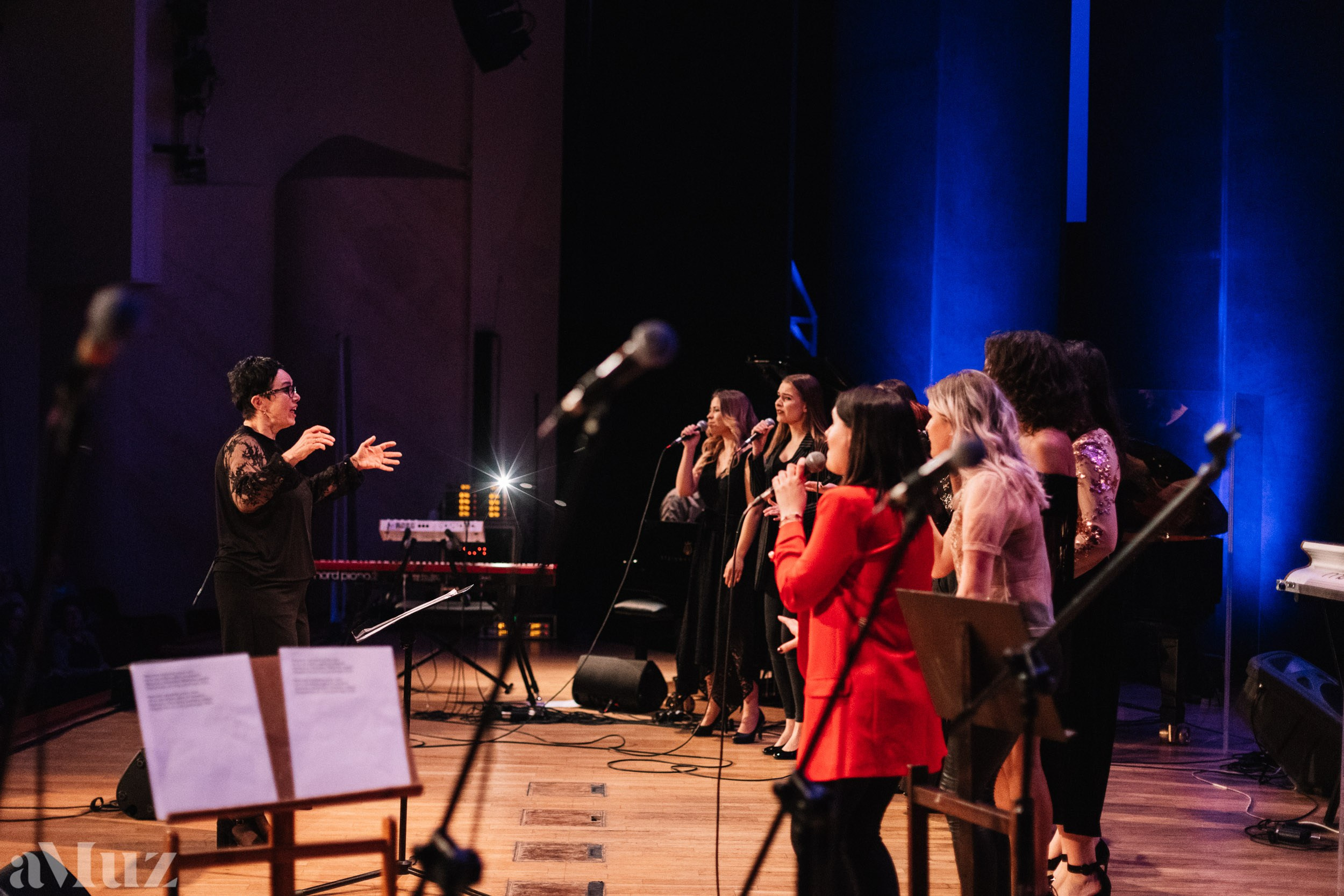 Jazz Zaśpiewam. Fotograf Ślubny Warszawa - Sesje Biznesowe Rodzinne Eventy