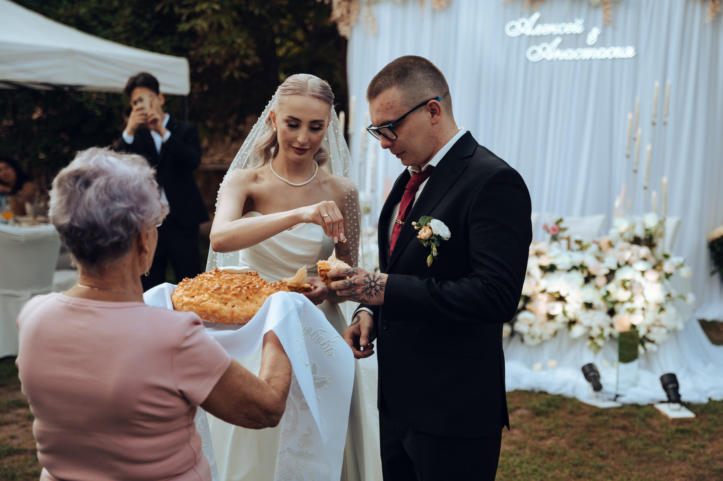 Алексей & Анастасия. Фотограф в Бишкеке Андрей Кавешников