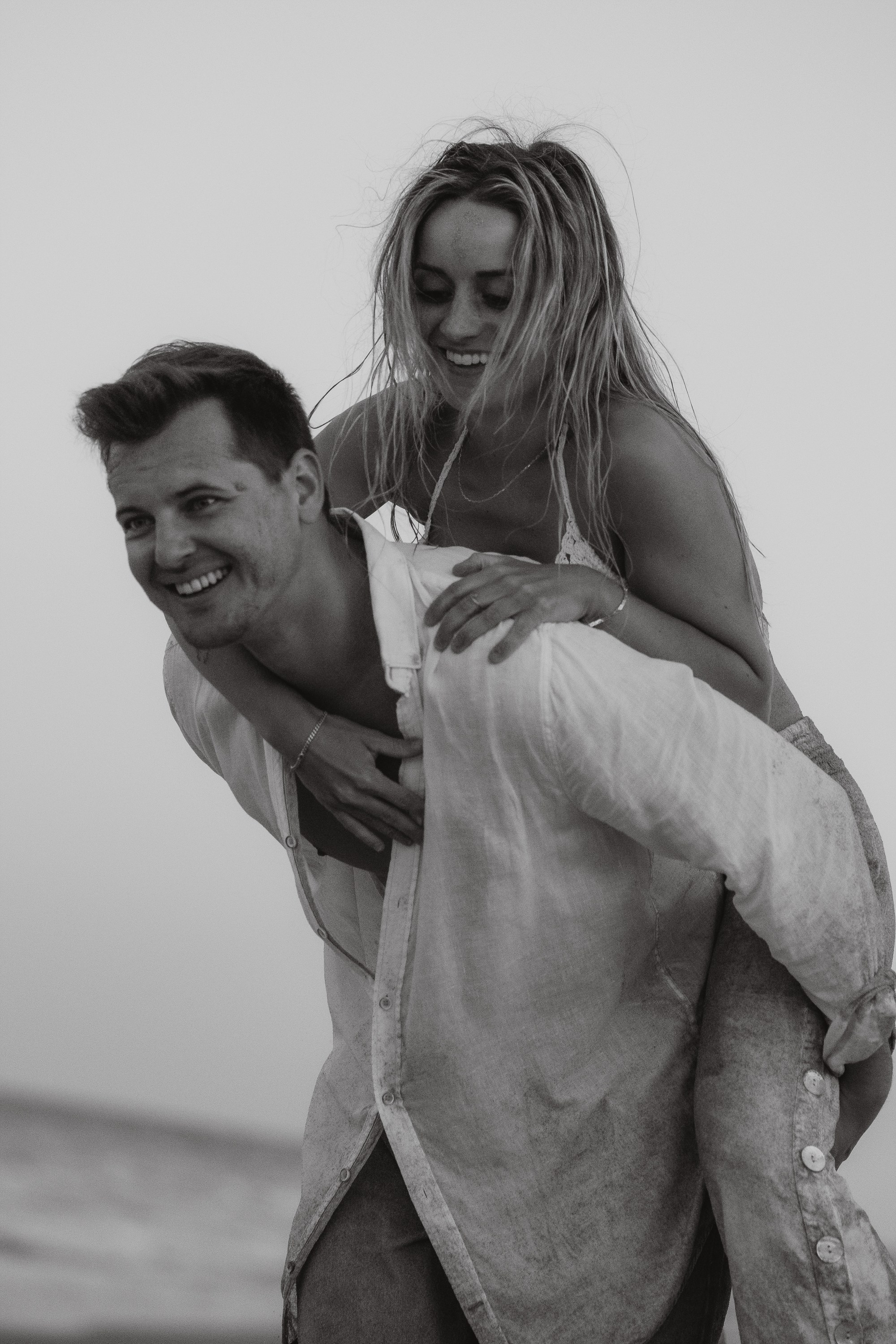 Love Story at Sunset in Torrevieja and Alicante | Romantic Photoshoot by Andrey Lukovnikov