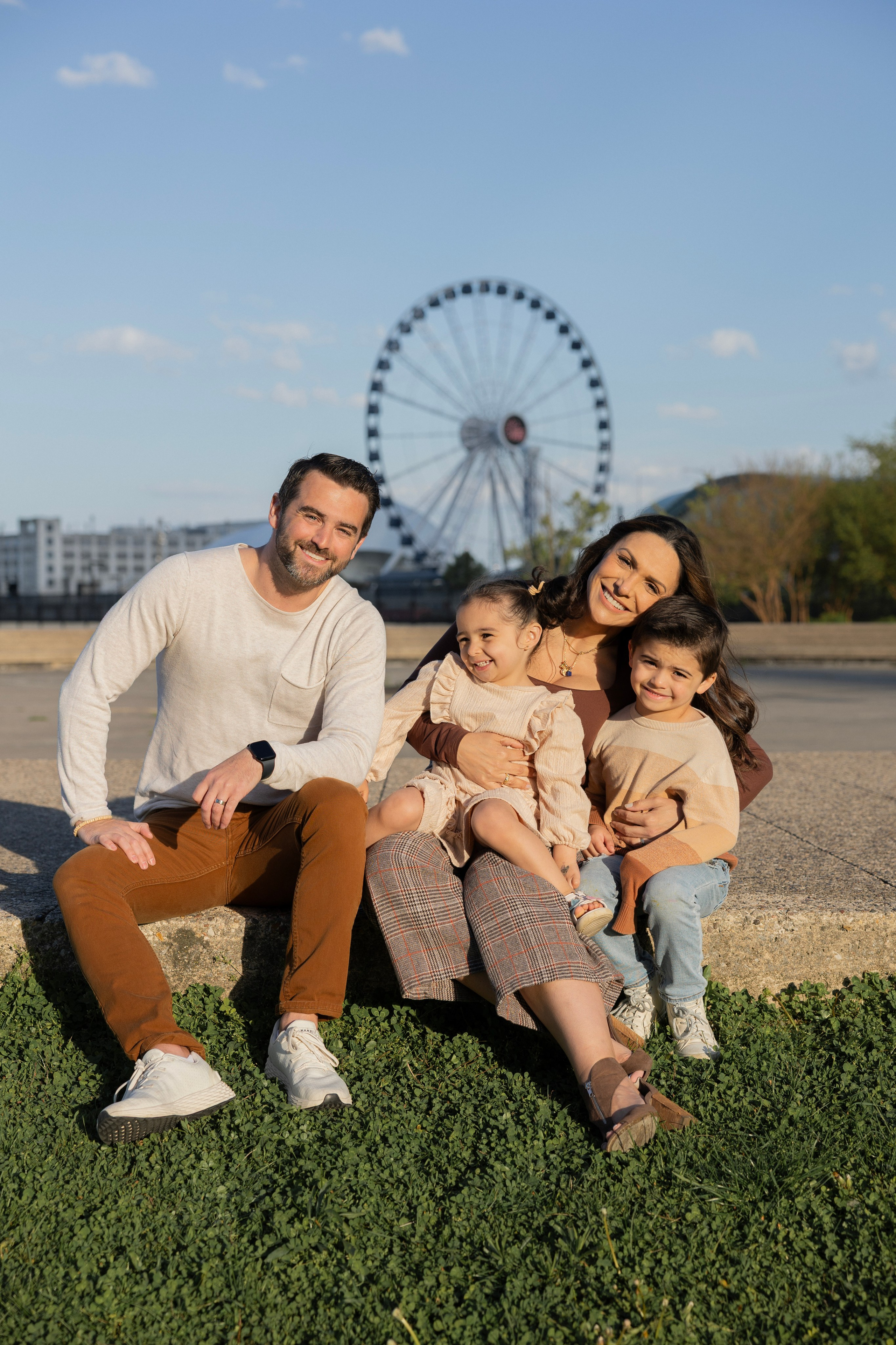 J. Family. Emotional Couples, Proposal, Motherhood & Family Photography in Chicago — Such a Photo