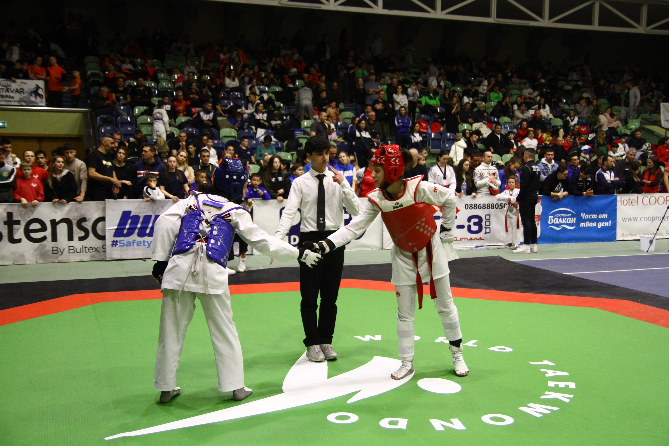 2025-02-02, ТАЕКУОНДО, Държавно Първенство, Пловдив. СПОРТНА ФОТОГРАФИЯ | ПОРТРЕТНА | РЕПОРТАЖНА