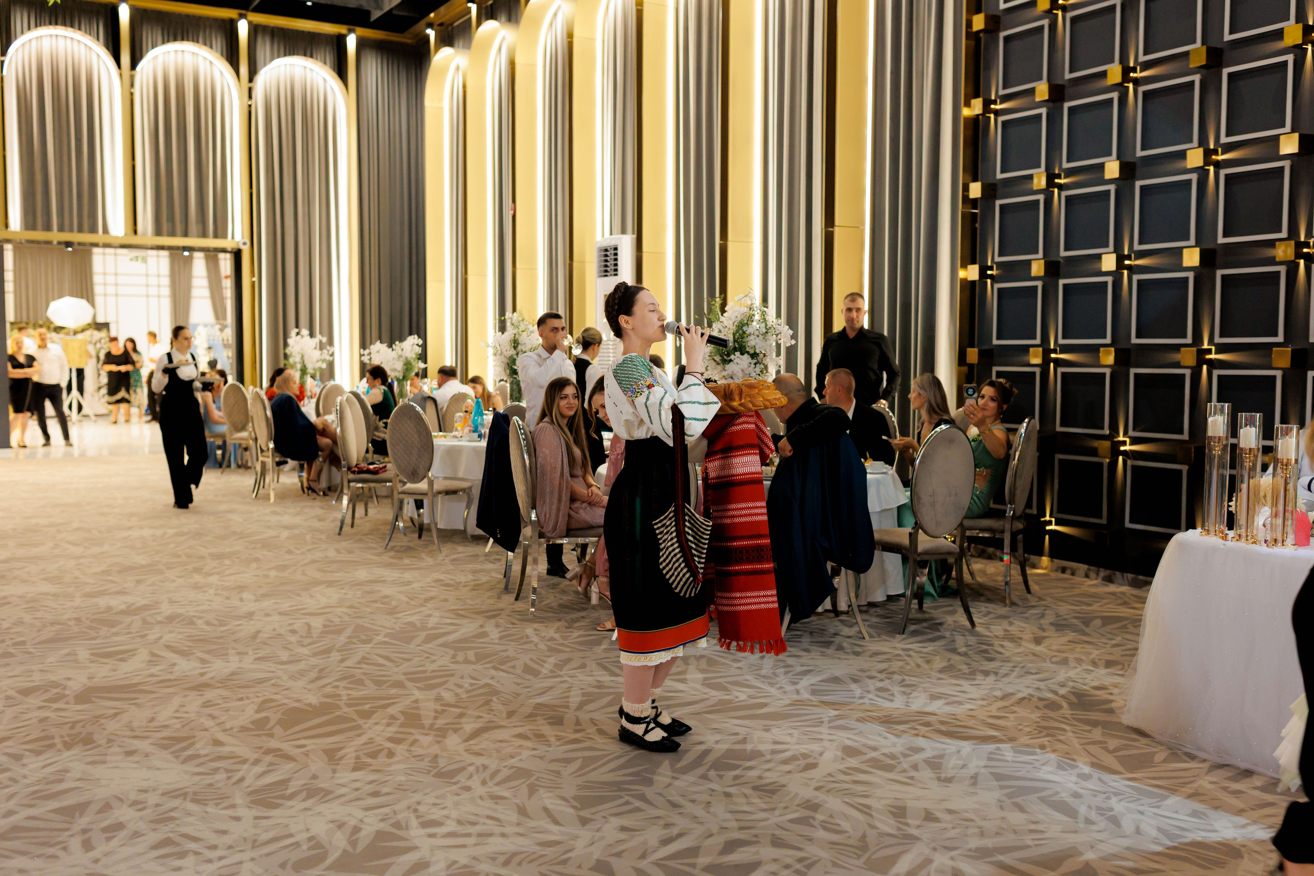 Nunta Nicoleta & Răzvan | Fotografie & Videografie Profesională. Servicii foto-video profesionale, pentru momente de neuitat