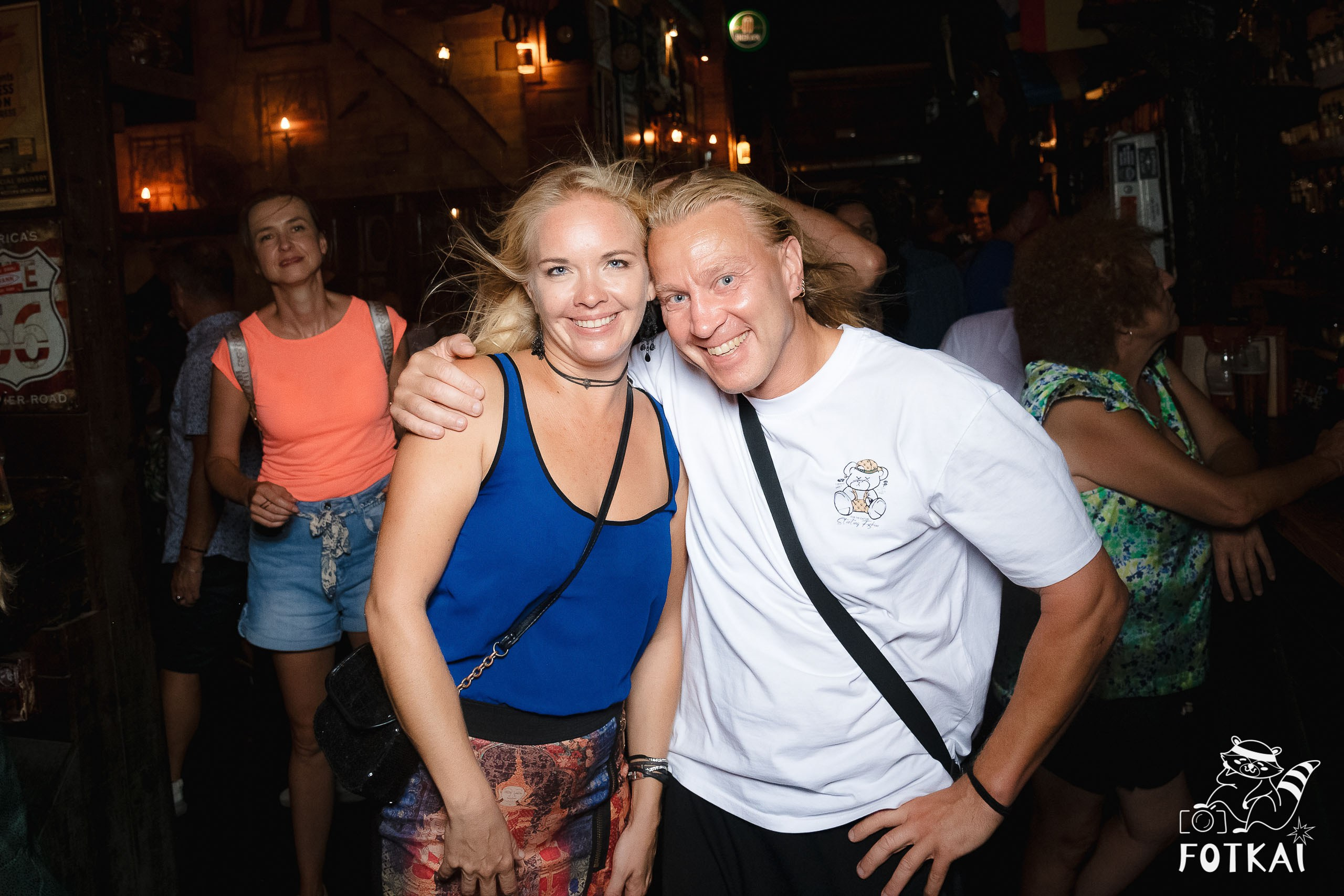 Stones of the Coast en El Paso Rock Bar Torrevieja: Reportaje fotográfico 20.09.25 | FOTKAI